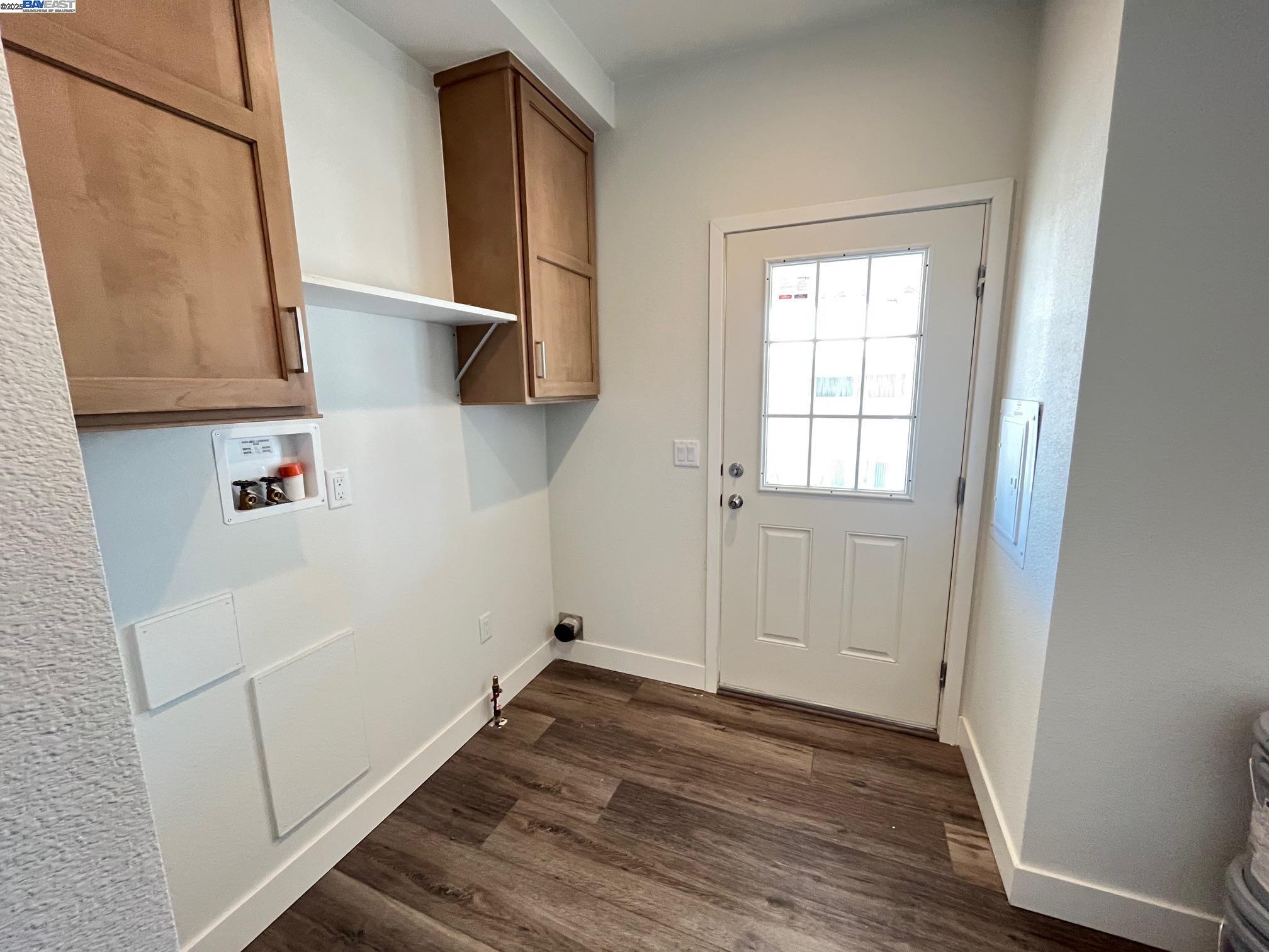 Detail Gallery Image 20 of 24 For 1587 Delemos Ave, Hayward,  CA 94544 - 3 Beds | 2 Baths