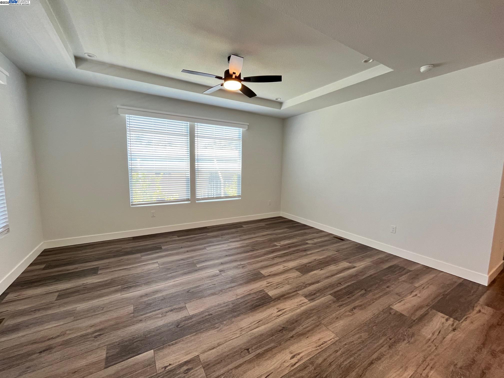 Detail Gallery Image 7 of 24 For 1587 Delemos Ave, Hayward,  CA 94544 - 3 Beds | 2 Baths