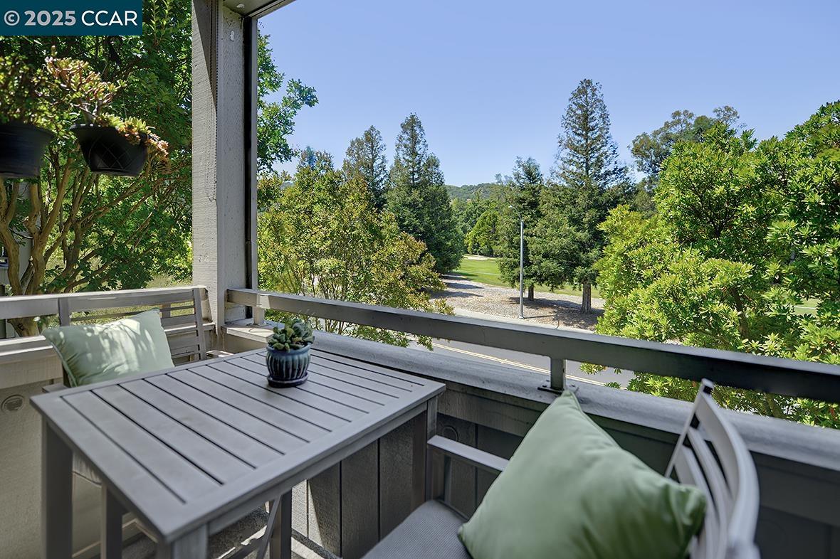 MLS: 41105370 Condo For Sale
