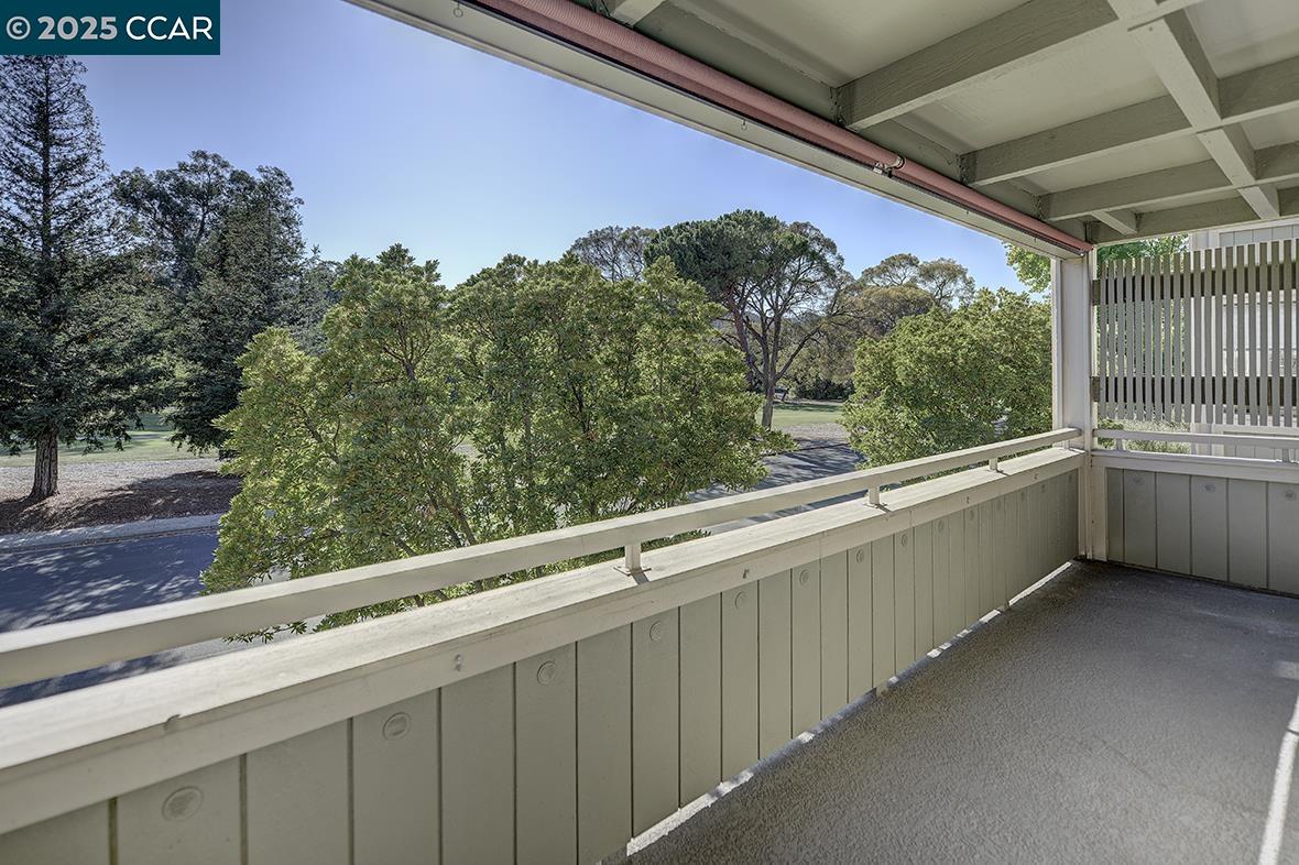 Detail Gallery Image 11 of 45 For 600 Terra California Dr #4,  Walnut Creek,  CA 94595 - 2 Beds | 2 Baths