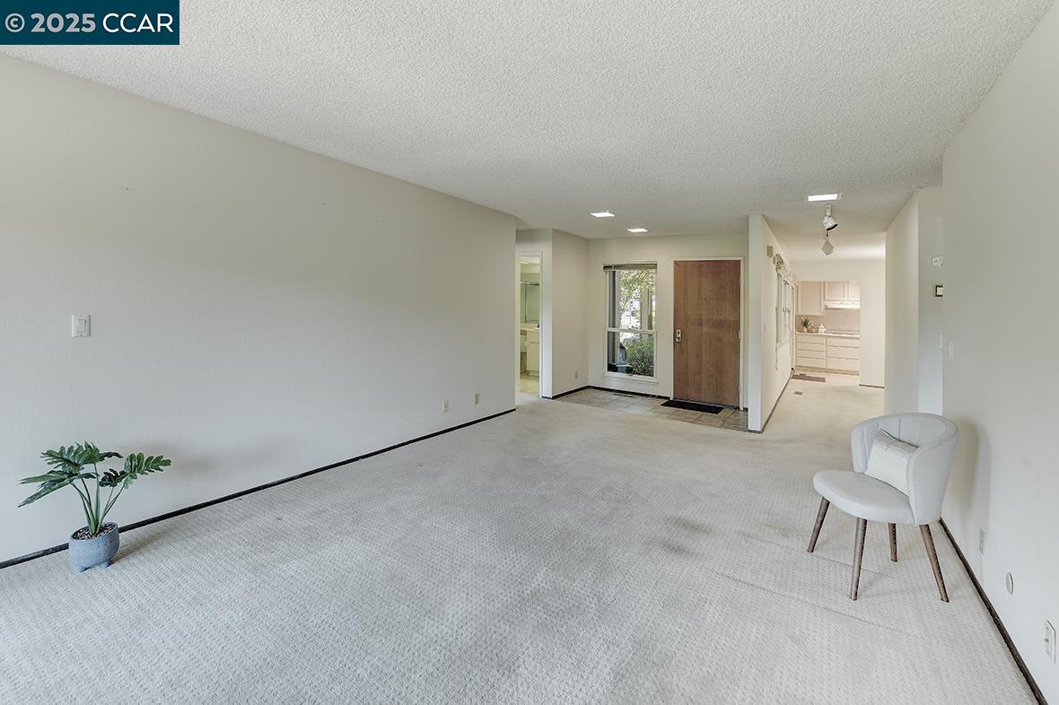 Detail Gallery Image 14 of 45 For 600 Terra California Dr #4,  Walnut Creek,  CA 94595 - 2 Beds | 2 Baths