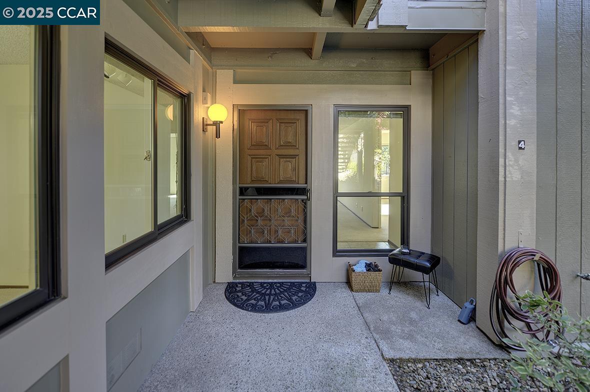 Detail Gallery Image 5 of 45 For 600 Terra California Dr #4,  Walnut Creek,  CA 94595 - 2 Beds | 2 Baths