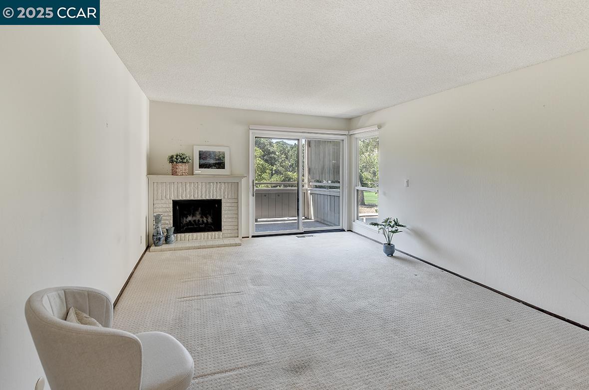 Detail Gallery Image 7 of 45 For 600 Terra California Dr #4,  Walnut Creek,  CA 94595 - 2 Beds | 2 Baths