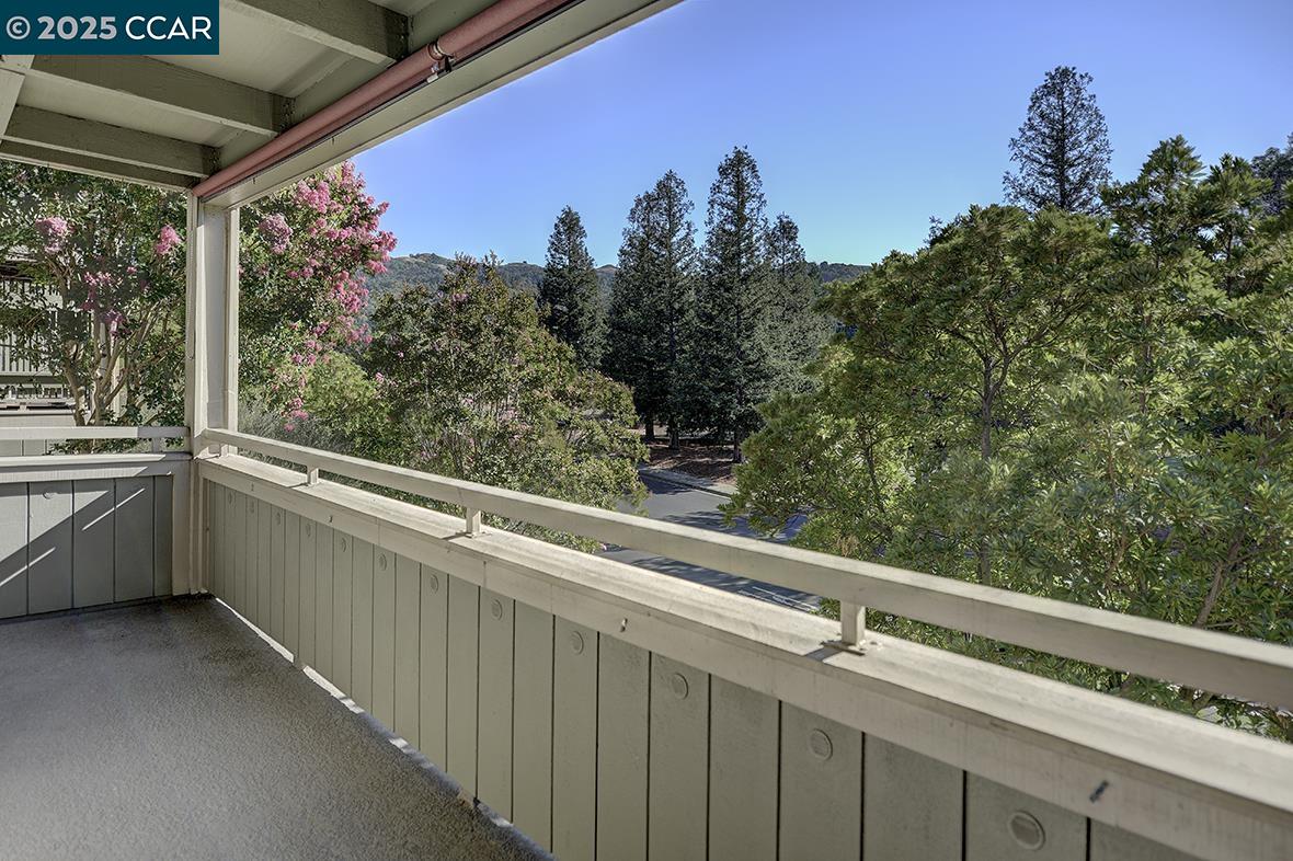 Detail Gallery Image 8 of 45 For 600 Terra California Dr #4,  Walnut Creek,  CA 94595 - 2 Beds | 2 Baths