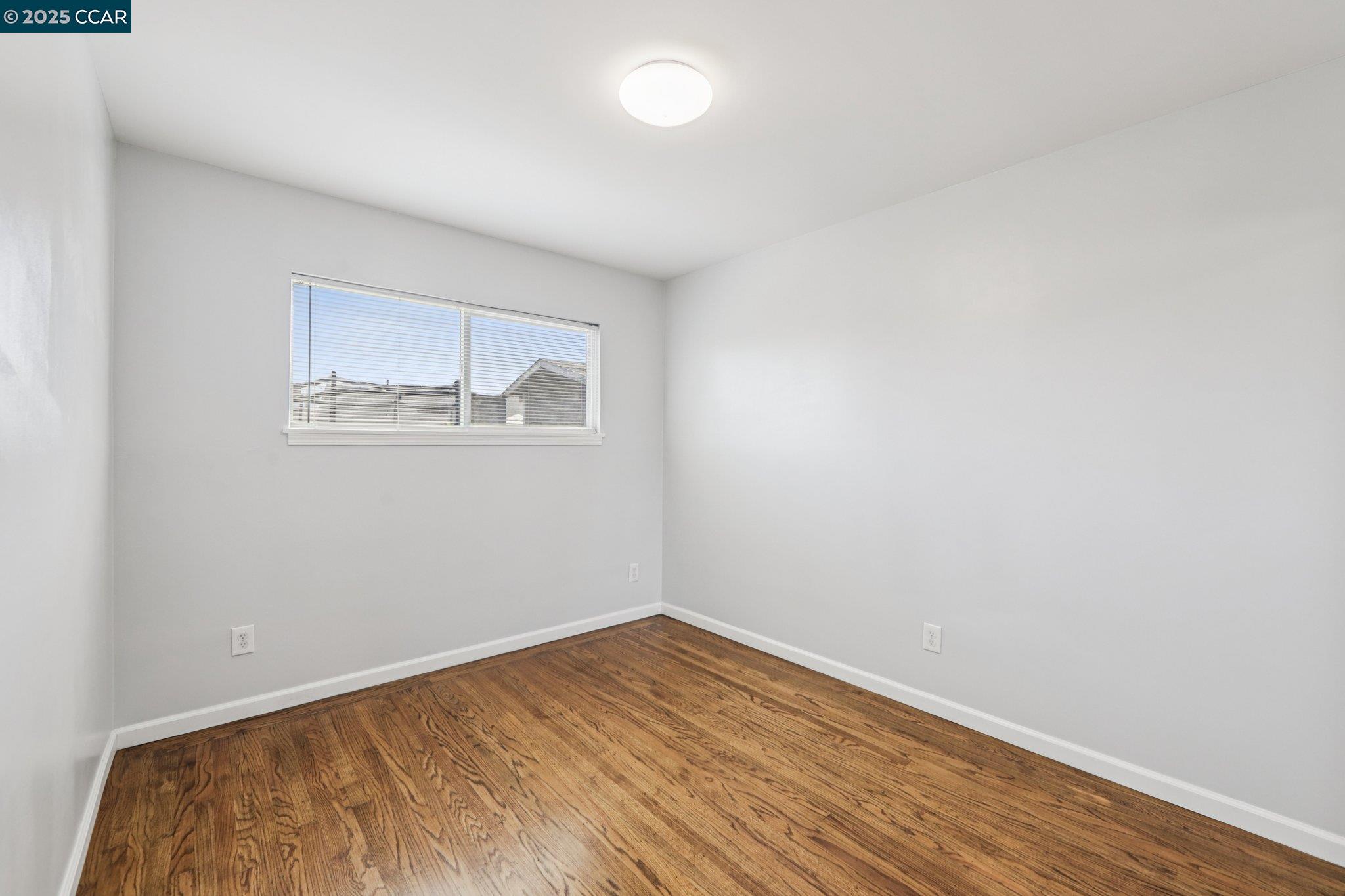 Detail Gallery Image 17 of 41 For 2110 Hellings Avenue, Richmond,  CA 94801 - 3 Beds | 2 Baths