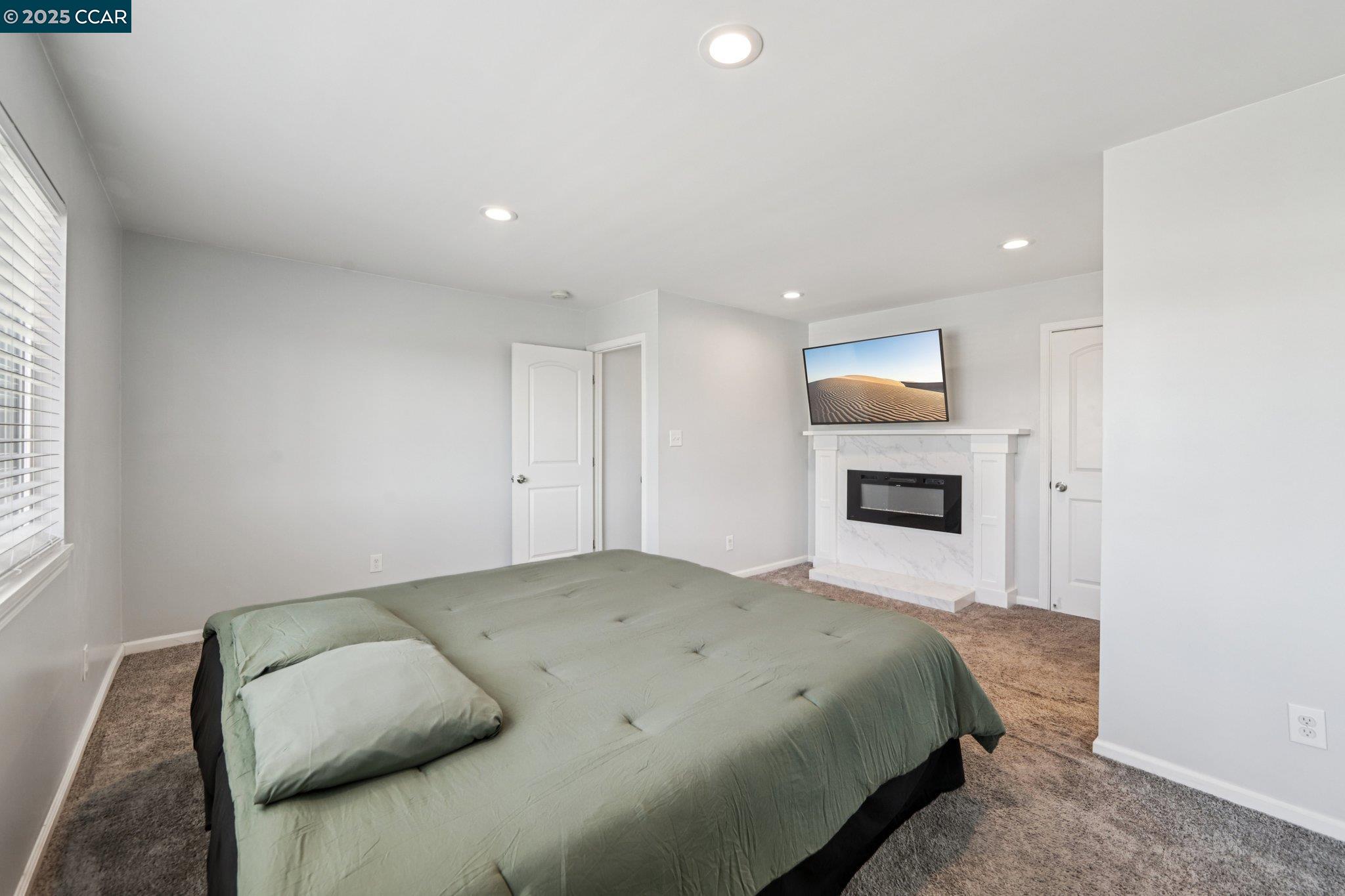 Detail Gallery Image 21 of 41 For 2110 Hellings Avenue, Richmond,  CA 94801 - 3 Beds | 2 Baths