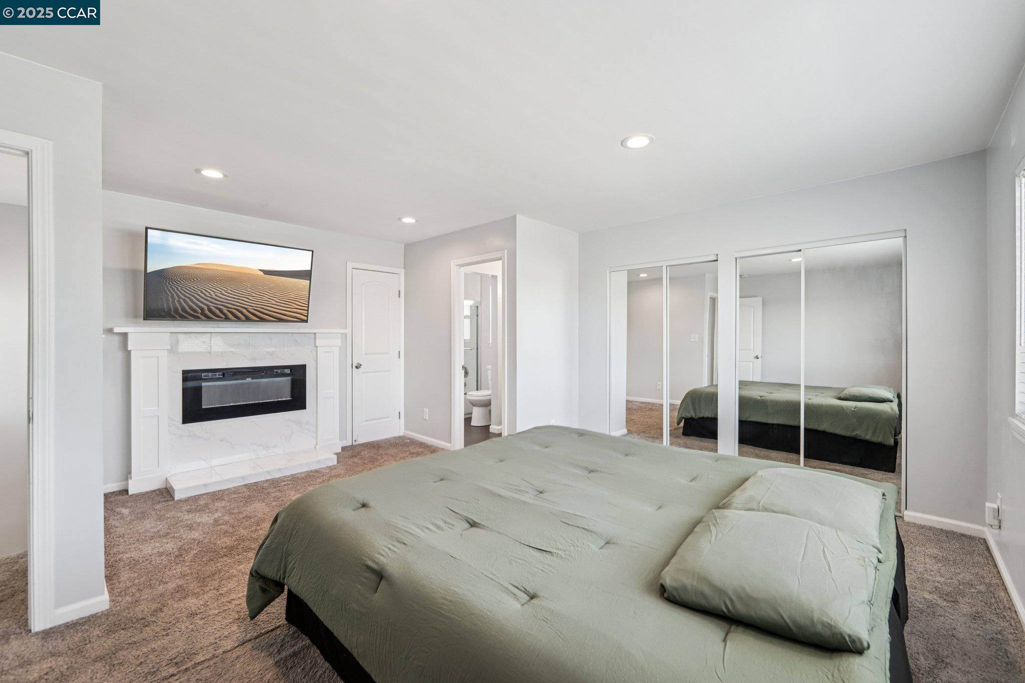 Detail Gallery Image 22 of 41 For 2110 Hellings Avenue, Richmond,  CA 94801 - 3 Beds | 2 Baths