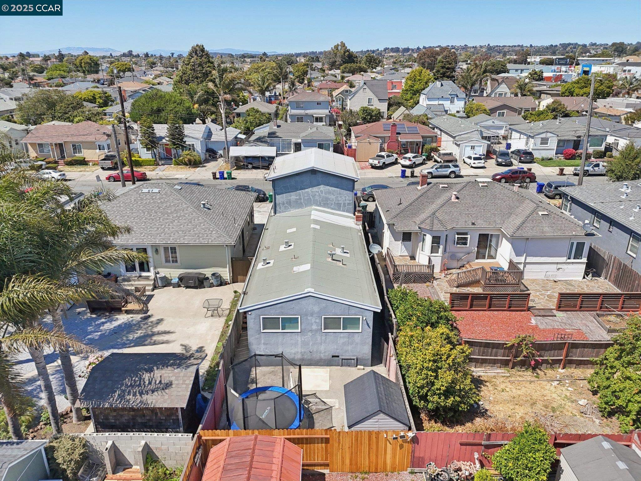 Detail Gallery Image 33 of 41 For 2110 Hellings Avenue, Richmond,  CA 94801 - 3 Beds | 2 Baths