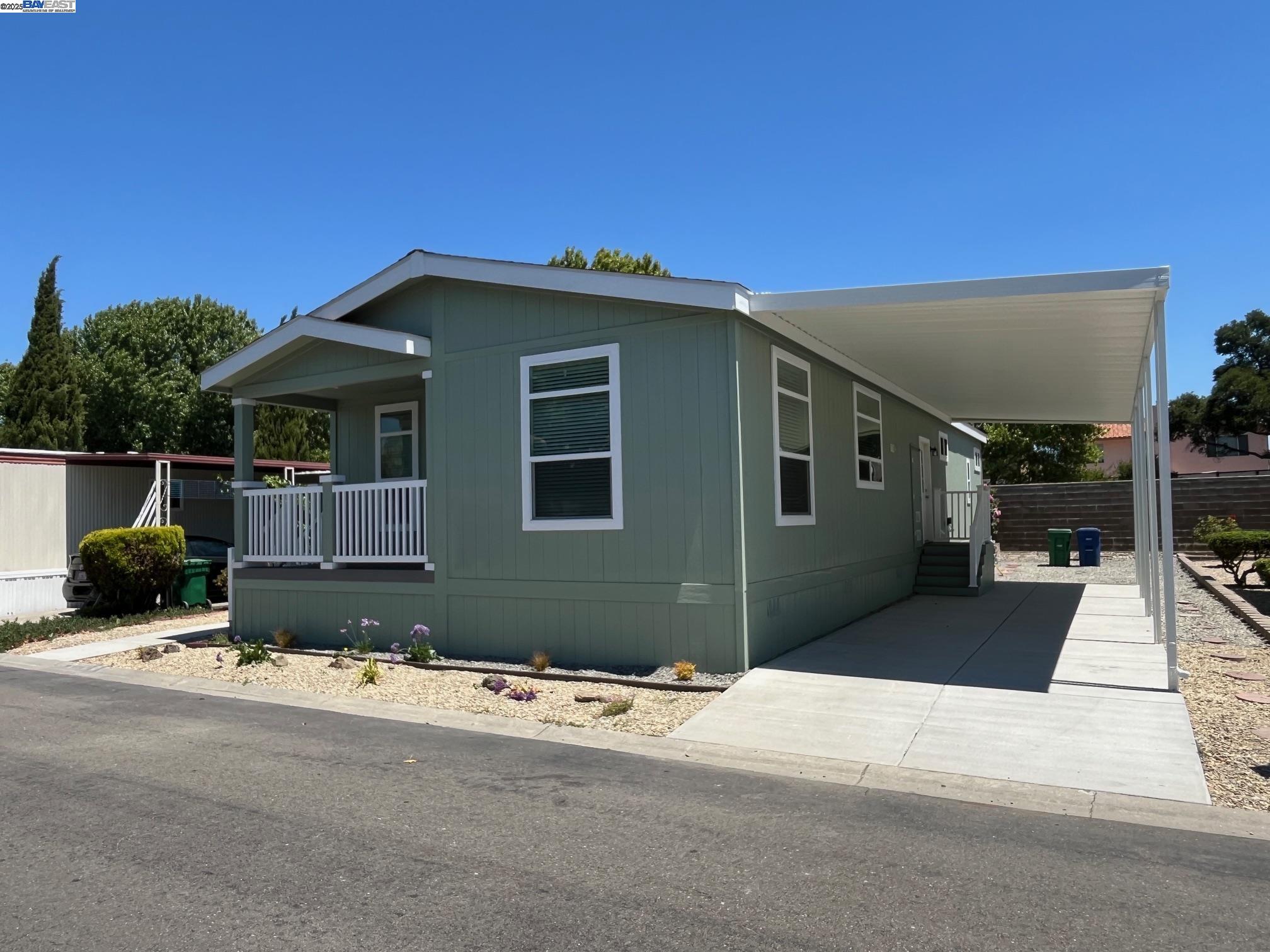 Detail Gallery Image 23 of 27 For 28882 Miranda St., Hayward,  CA 94544 - 3 Beds | 2 Baths