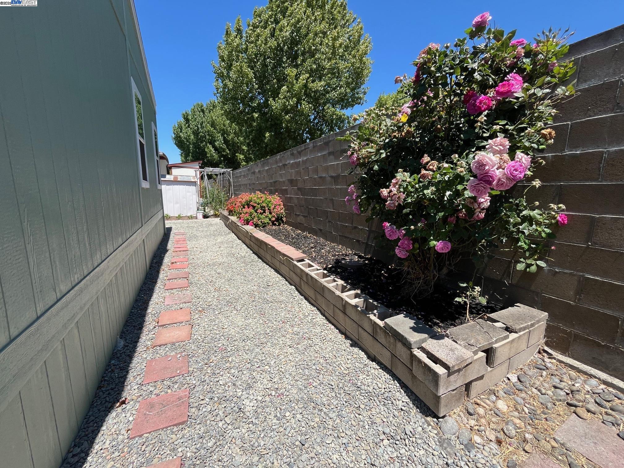 Detail Gallery Image 27 of 27 For 28882 Miranda St., Hayward,  CA 94544 - 3 Beds | 2 Baths