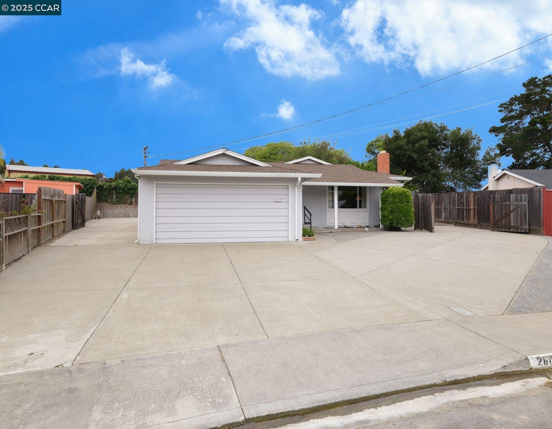 Detail Gallery Image 2 of 37 For 2609 Odonnell Dr, San Pablo,  CA 94806 - 3 Beds | 2 Baths