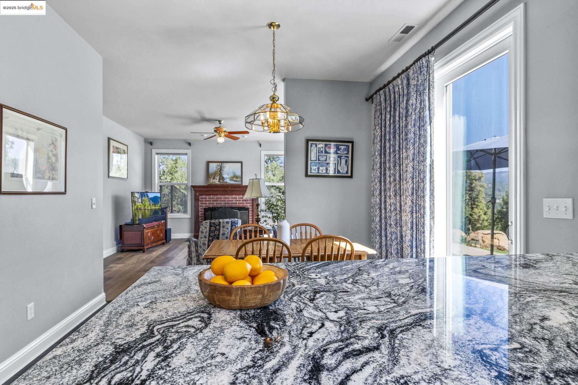Detail Gallery Image 14 of 55 For 16280 Stine Ct., Sonora,  CA 95370 - 3 Beds | 2/1 Baths