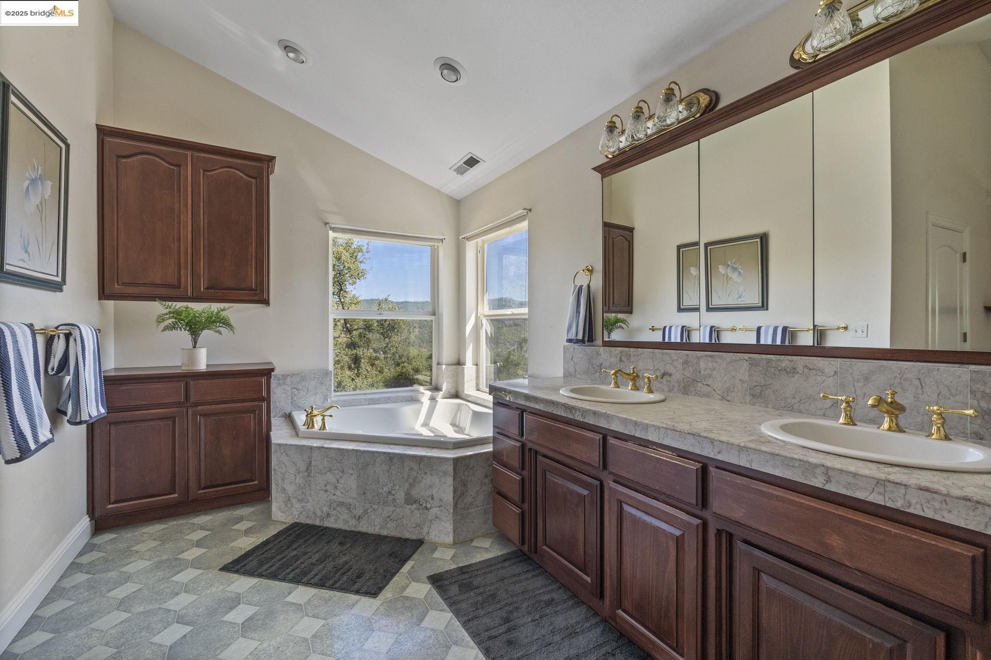 Detail Gallery Image 28 of 55 For 16280 Stine Ct., Sonora,  CA 95370 - 3 Beds | 2/1 Baths