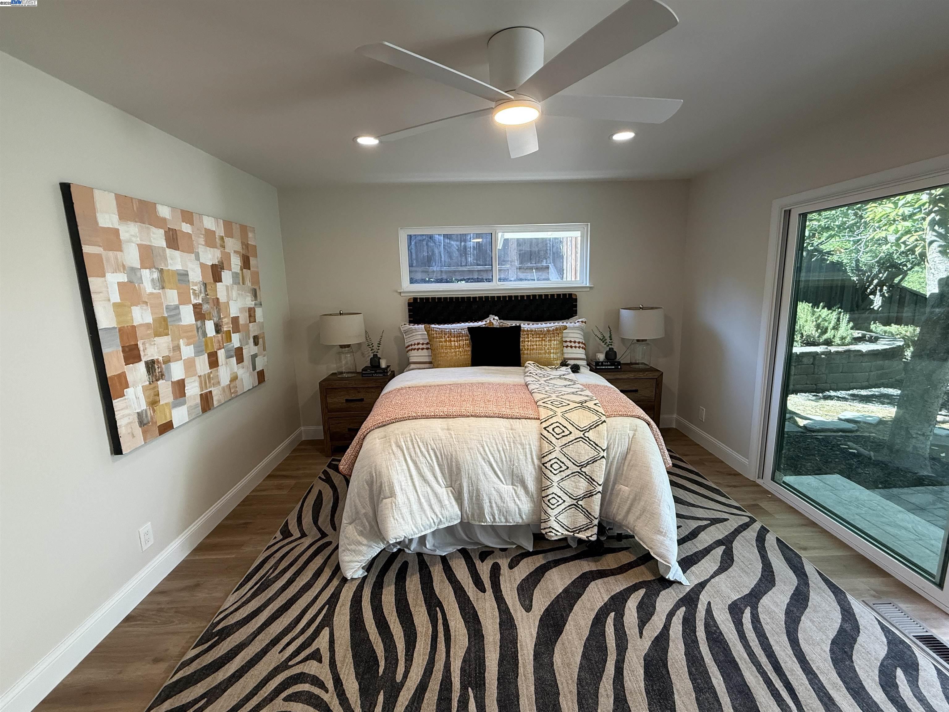 Detail Gallery Image 23 of 37 For 174 Town and Country Dr, Danville,  CA 94526 - 5 Beds | 2/1 Baths