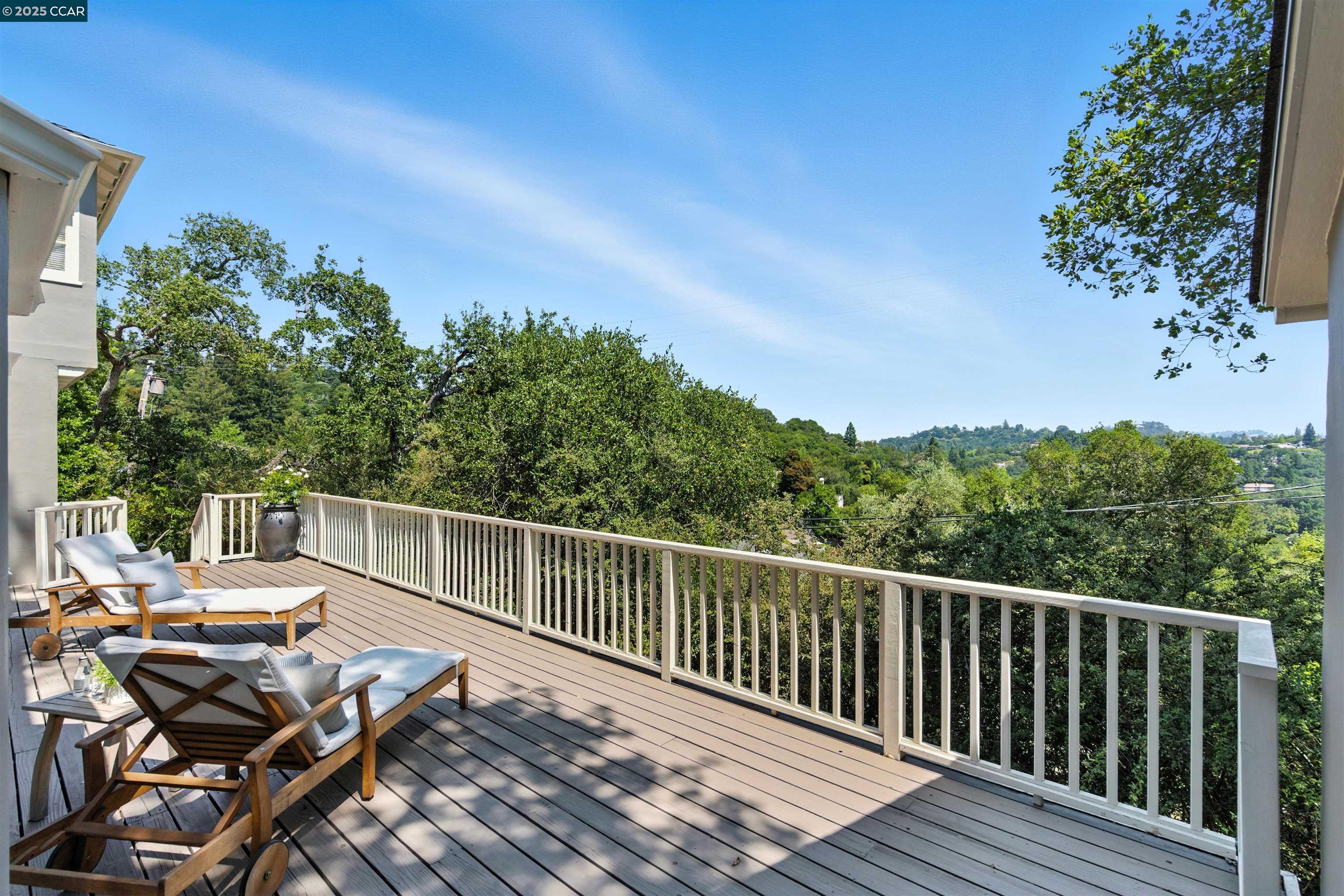 Detail Gallery Image 23 of 51 For 4 La Campana Rd, Orinda,  CA 94563 - 3 Beds | 2 Baths