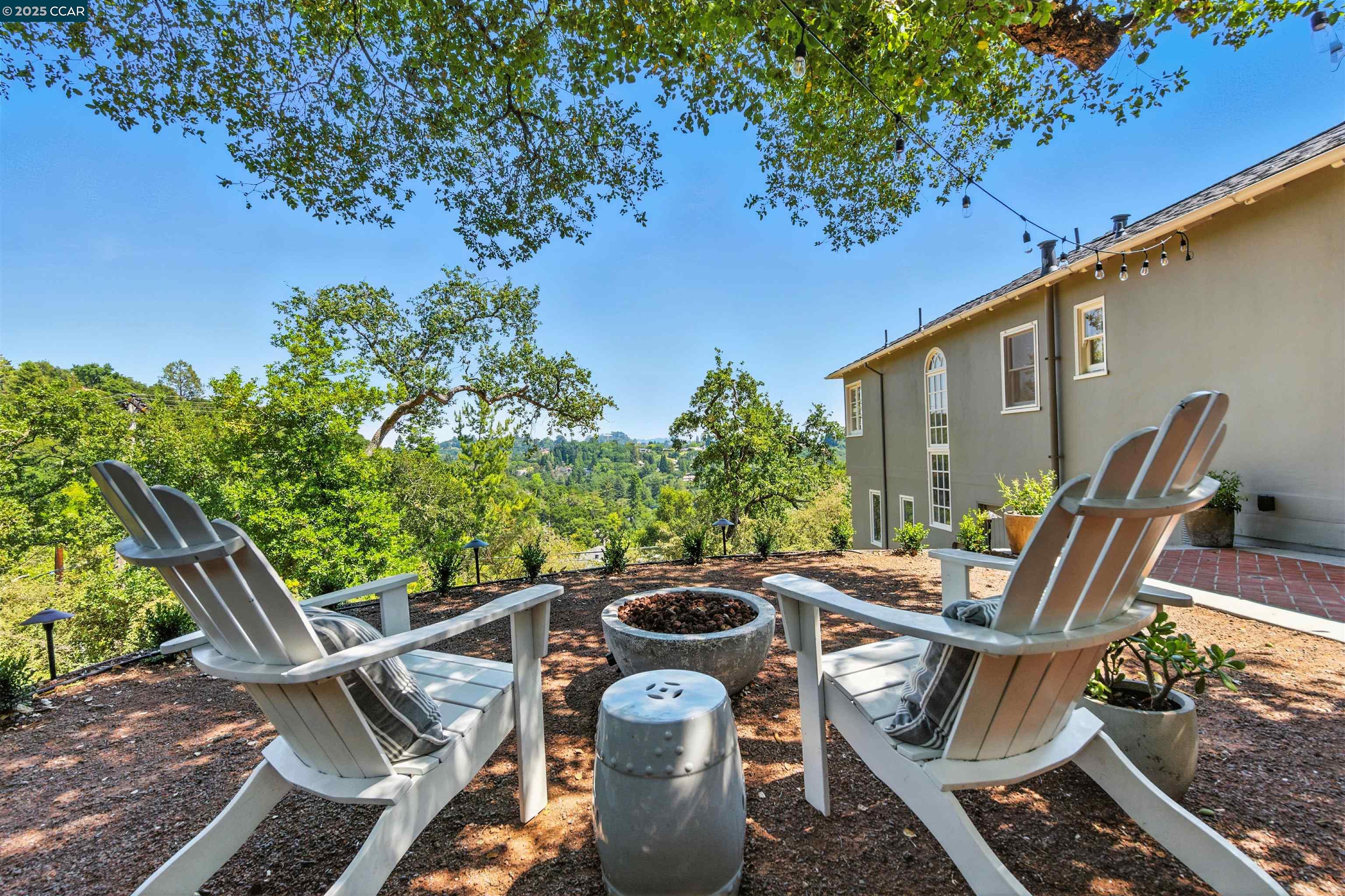 Detail Gallery Image 37 of 51 For 4 La Campana Rd, Orinda,  CA 94563 - 3 Beds | 2 Baths