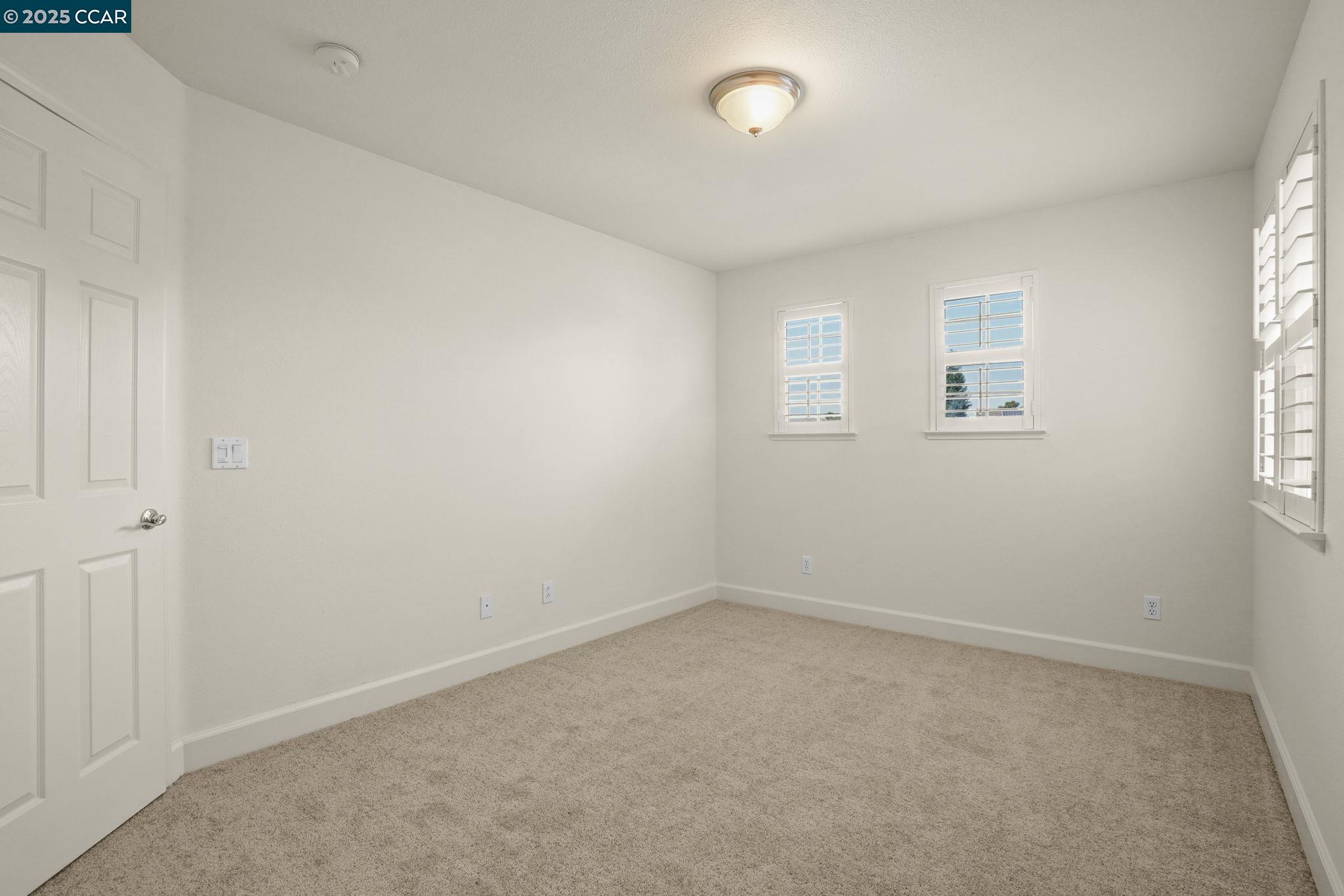Detail Gallery Image 20 of 27 For 192 Jupiter Ct, Pittsburg,  CA 94565 - 3 Beds | 2/1 Baths