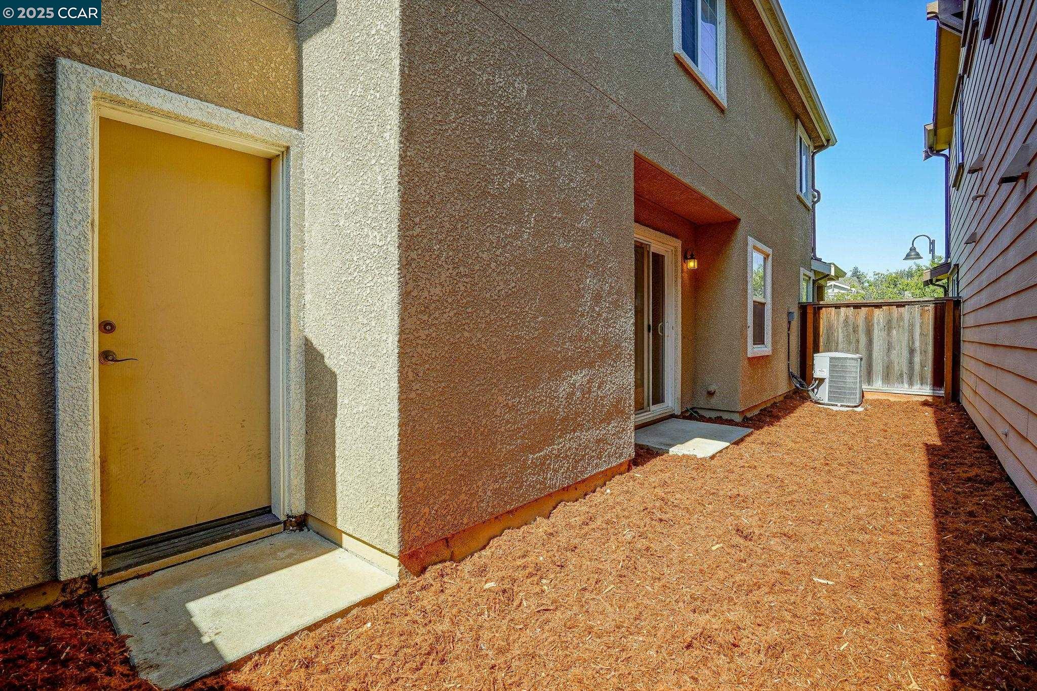 Detail Gallery Image 26 of 27 For 192 Jupiter Ct, Pittsburg,  CA 94565 - 3 Beds | 2/1 Baths