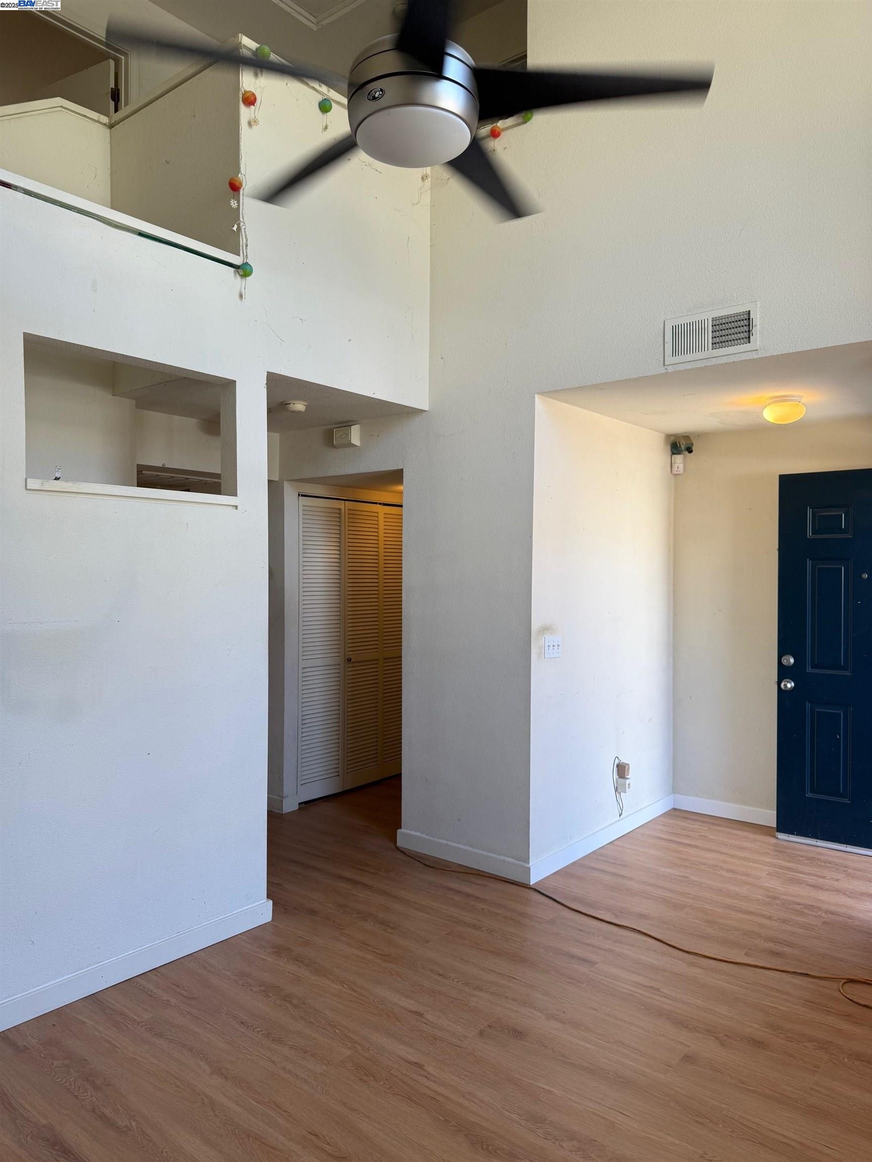 Detail Gallery Image 10 of 26 For 2438 Savannah Court, Oakland,  CA 94603 - 3 Beds | 2 Baths
