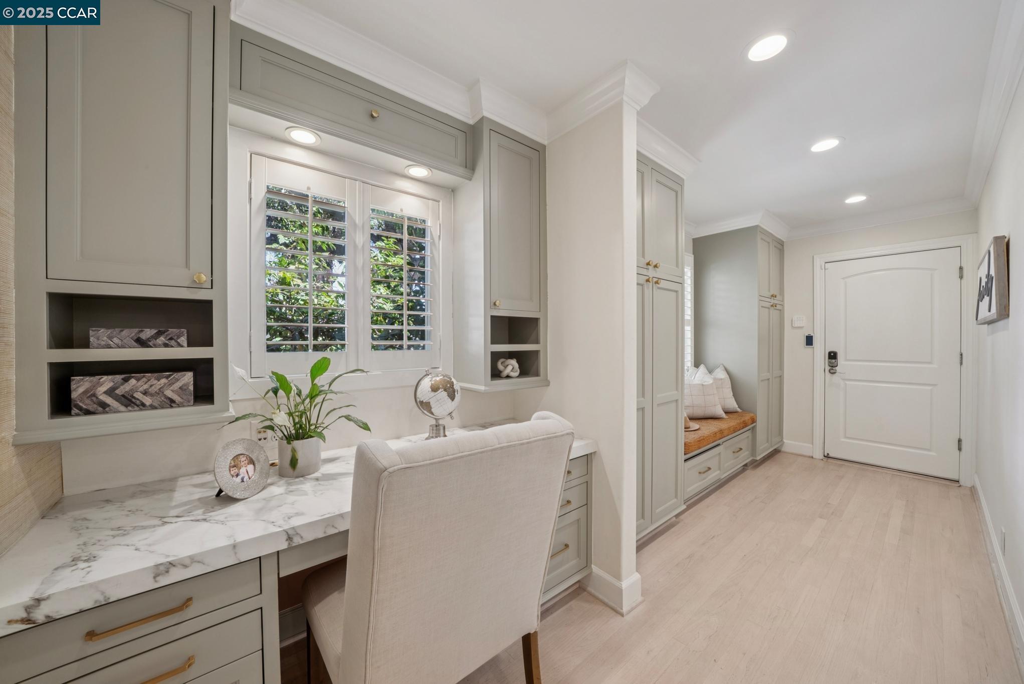 Detail Gallery Image 13 of 29 For 1102 Carolyn Ave, San Jose,  CA 95125 - 4 Beds | 2/1 Baths
