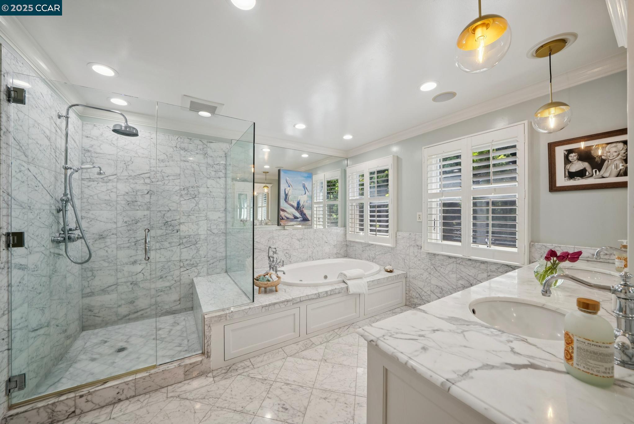 Detail Gallery Image 16 of 29 For 1102 Carolyn Ave, San Jose,  CA 95125 - 4 Beds | 2/1 Baths