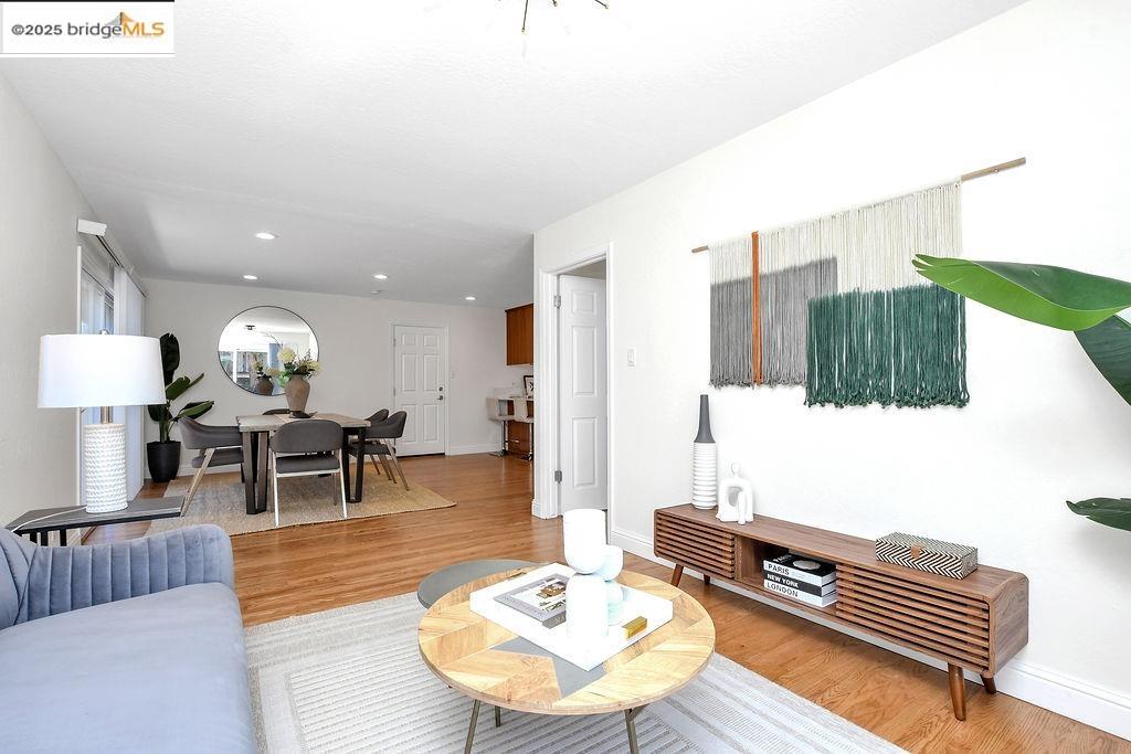 Detail Gallery Image 18 of 40 For 789 E Angela St, Pleasanton,  CA 94566 - 3 Beds | 2 Baths