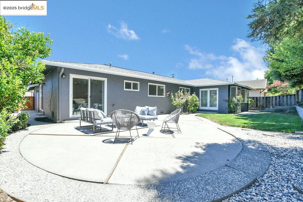 Detail Gallery Image 32 of 40 For 789 E Angela St, Pleasanton,  CA 94566 - 3 Beds | 2 Baths