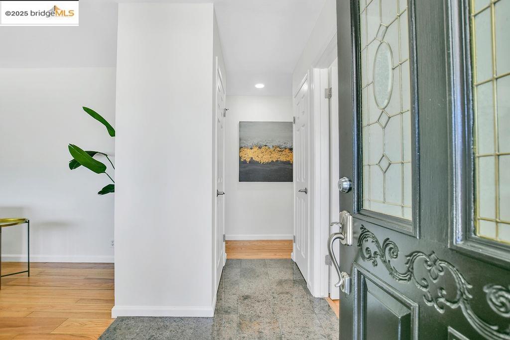 Detail Gallery Image 5 of 40 For 789 E Angela St, Pleasanton,  CA 94566 - 3 Beds | 2 Baths