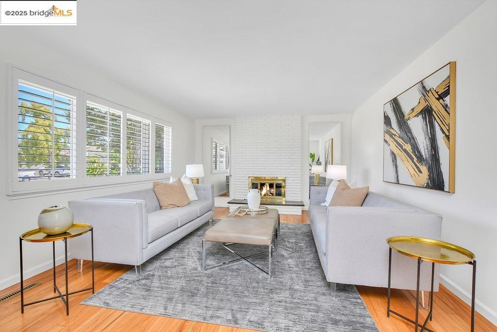 Detail Gallery Image 6 of 40 For 789 E Angela St, Pleasanton,  CA 94566 - 3 Beds | 2 Baths