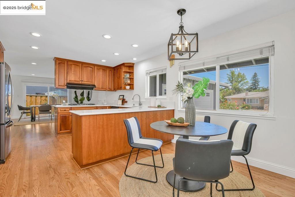 Detail Gallery Image 9 of 40 For 789 E Angela St, Pleasanton,  CA 94566 - 3 Beds | 2 Baths