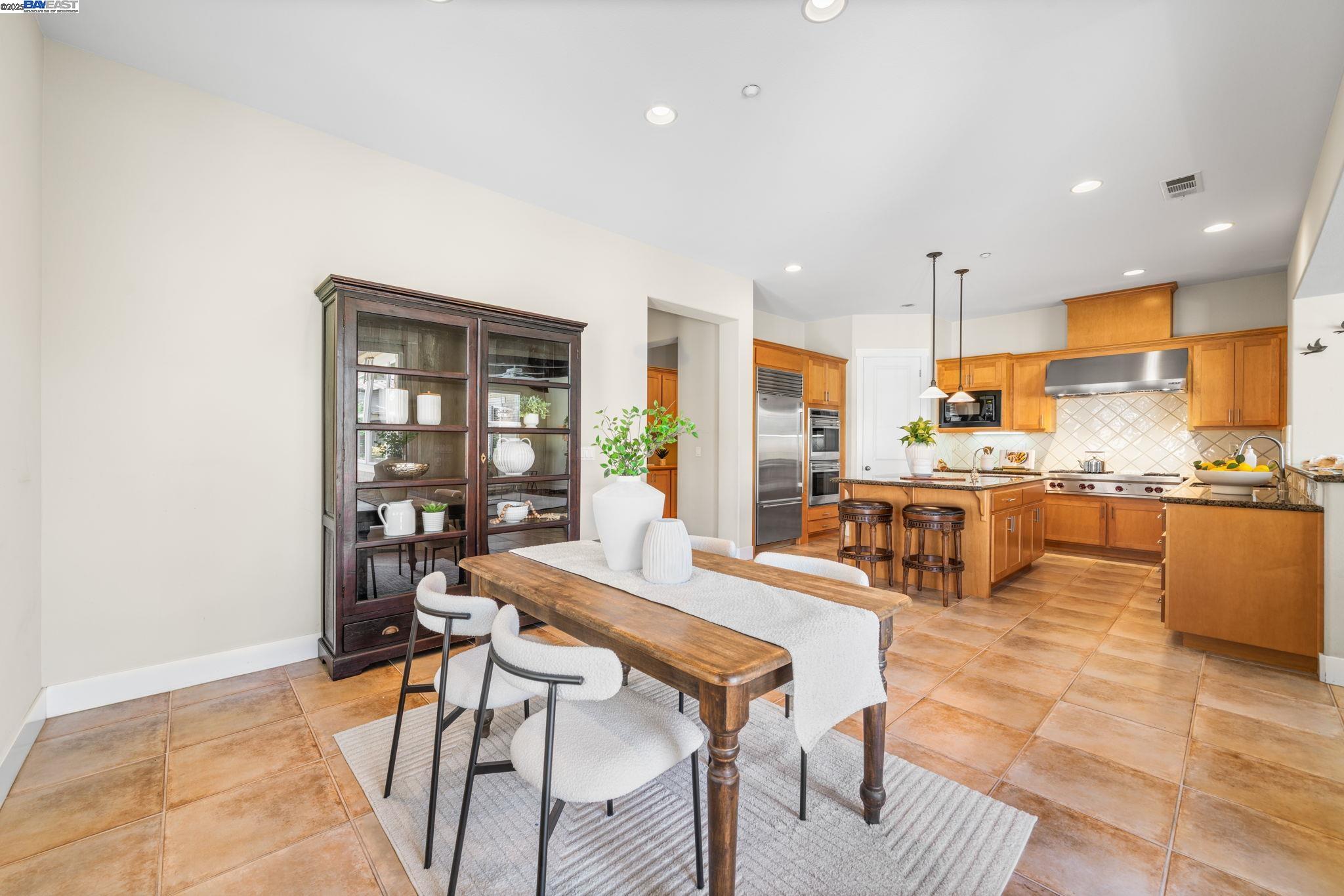 Detail Gallery Image 23 of 60 For 5477 Stockton Loop, Livermore,  CA 94550 - 4 Beds | 3 Baths