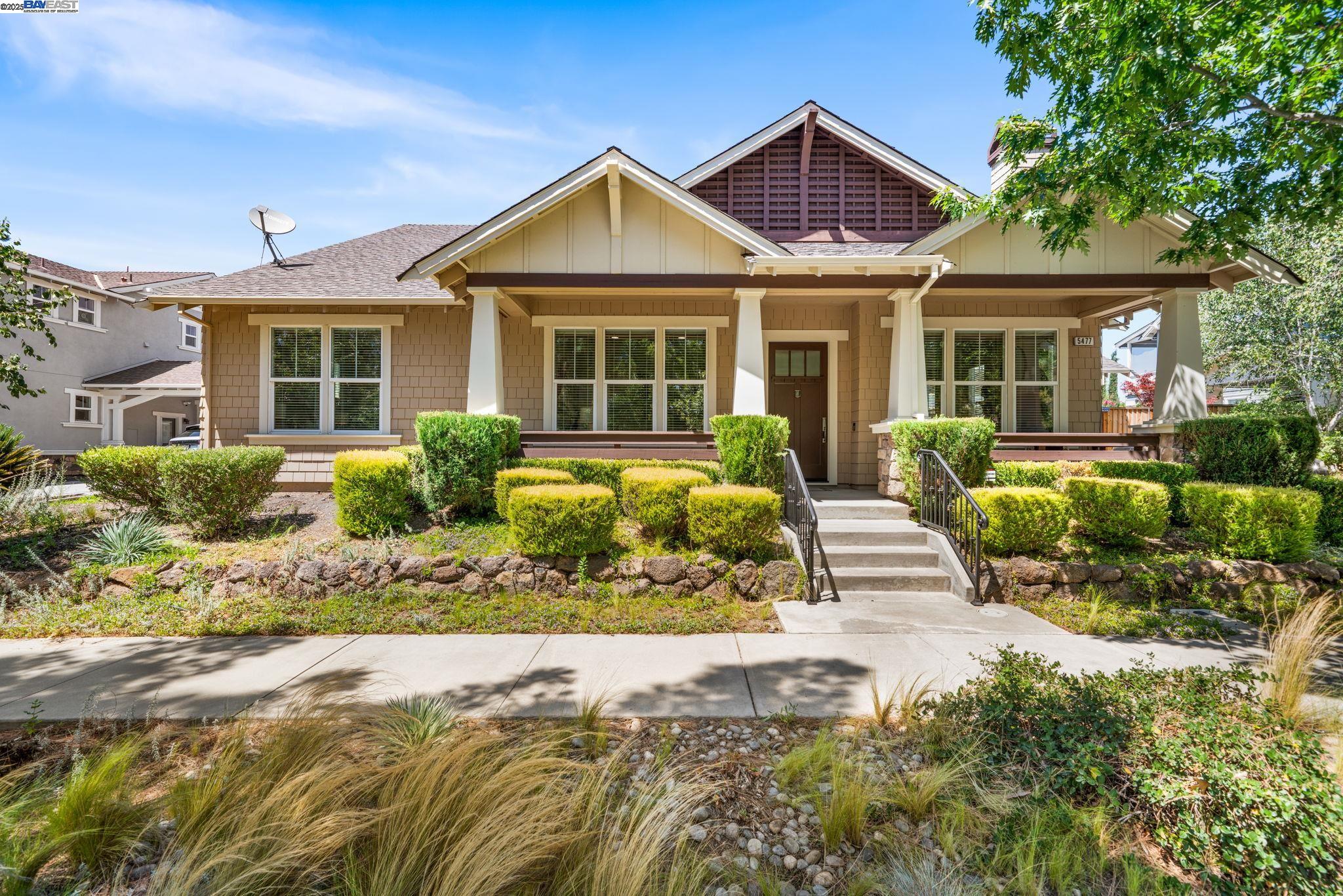 Detail Gallery Image 5 of 60 For 5477 Stockton Loop, Livermore,  CA 94550 - 4 Beds | 3 Baths