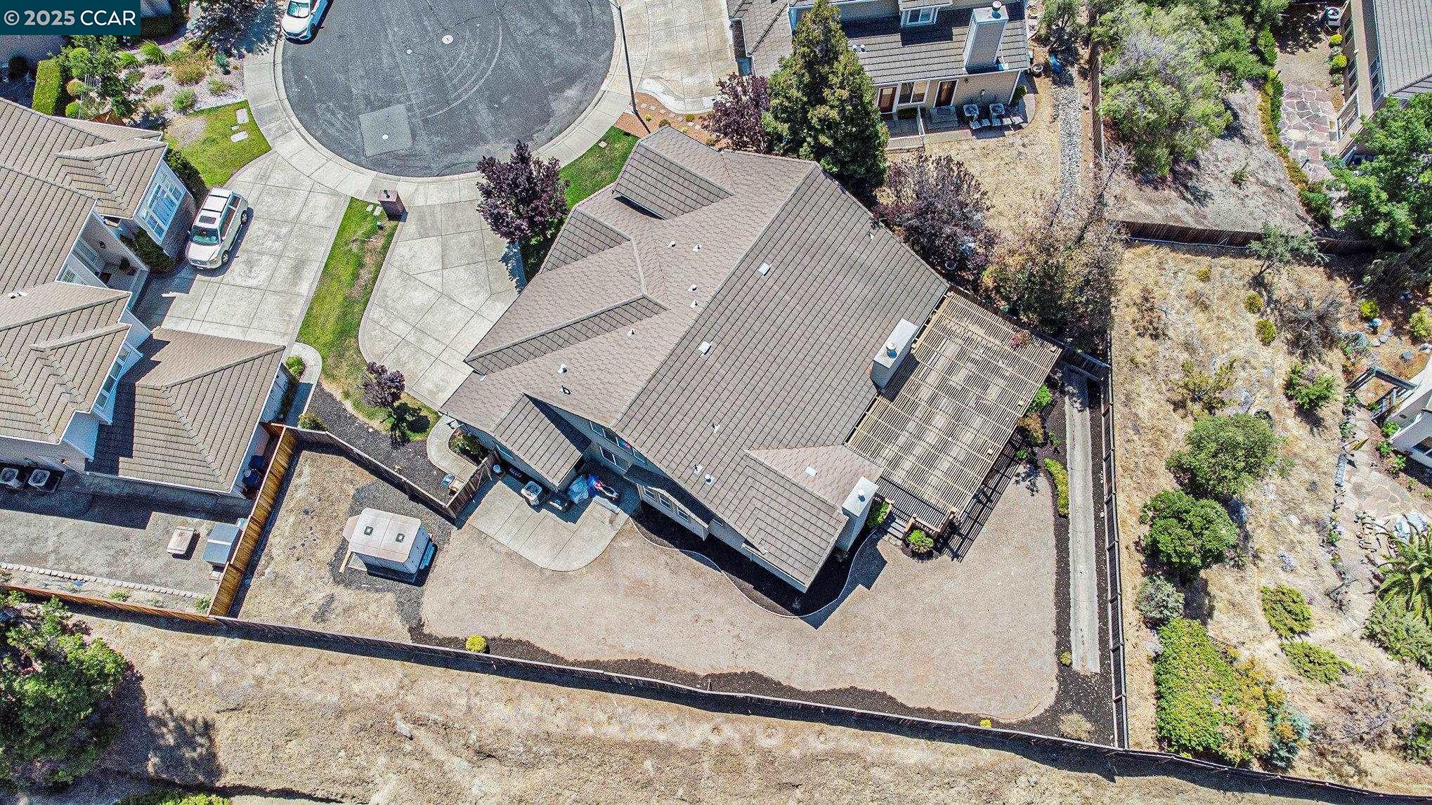Detail Gallery Image 26 of 28 For 121 St Nazaire Ct, Martinez,  CA 94553 - 5 Beds | 3 Baths