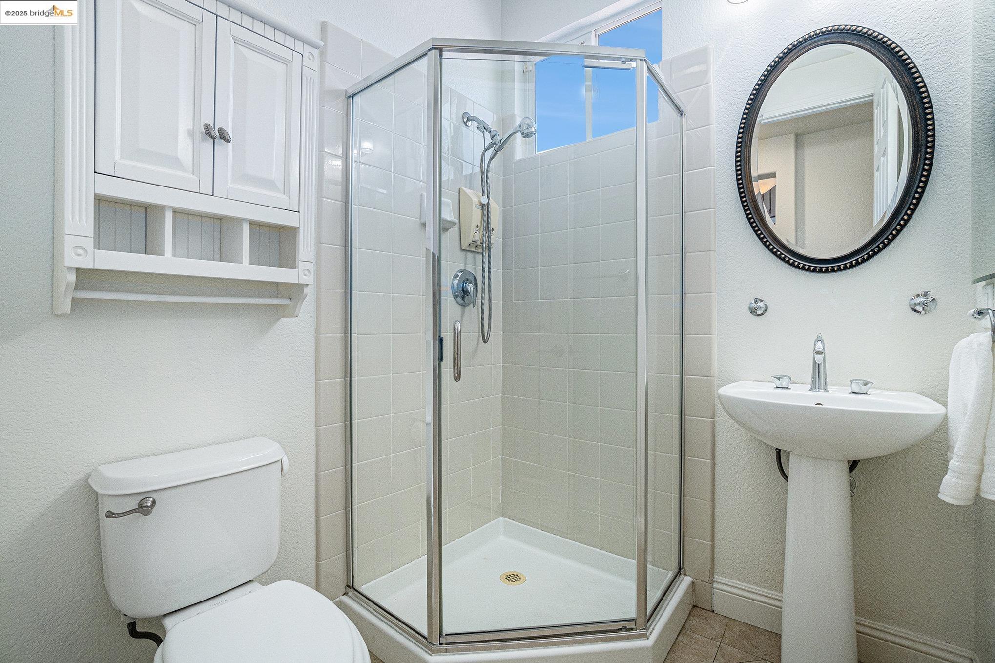 Detail Gallery Image 19 of 54 For 5235 Ramsdell Ct, Antioch,  CA 94531 - 6 Beds | 3 Baths