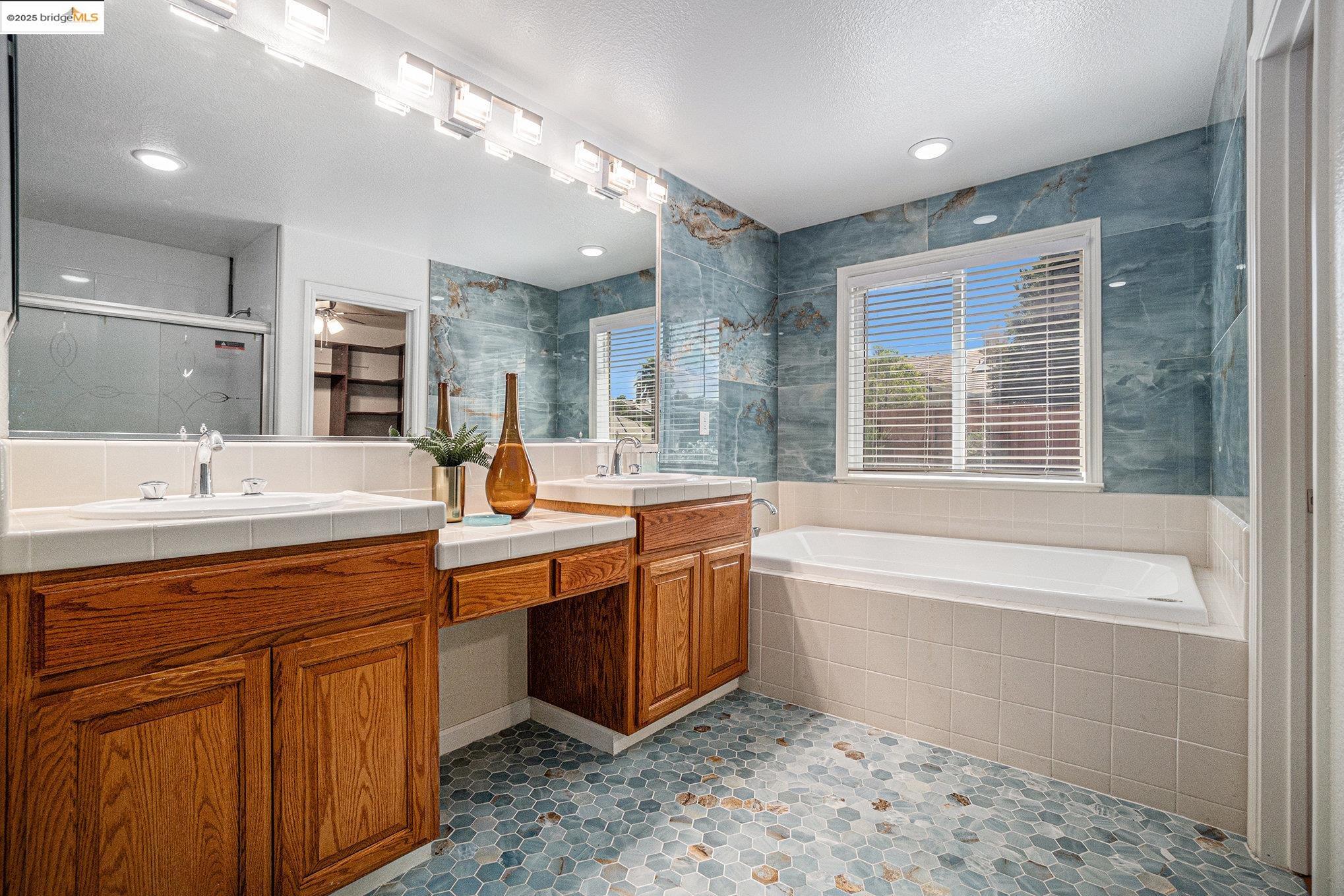 Detail Gallery Image 31 of 54 For 5235 Ramsdell Ct, Antioch,  CA 94531 - 6 Beds | 3 Baths