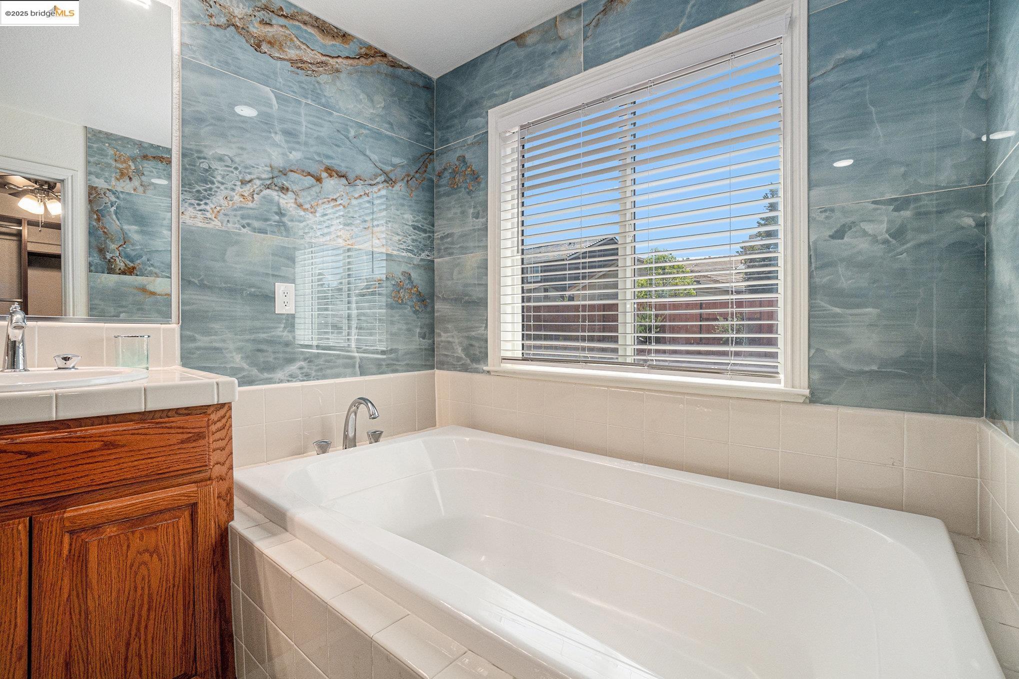 Detail Gallery Image 35 of 60 For 5235 Ramsdell Ct, Antioch,  CA 94531 - 6 Beds | 3 Baths