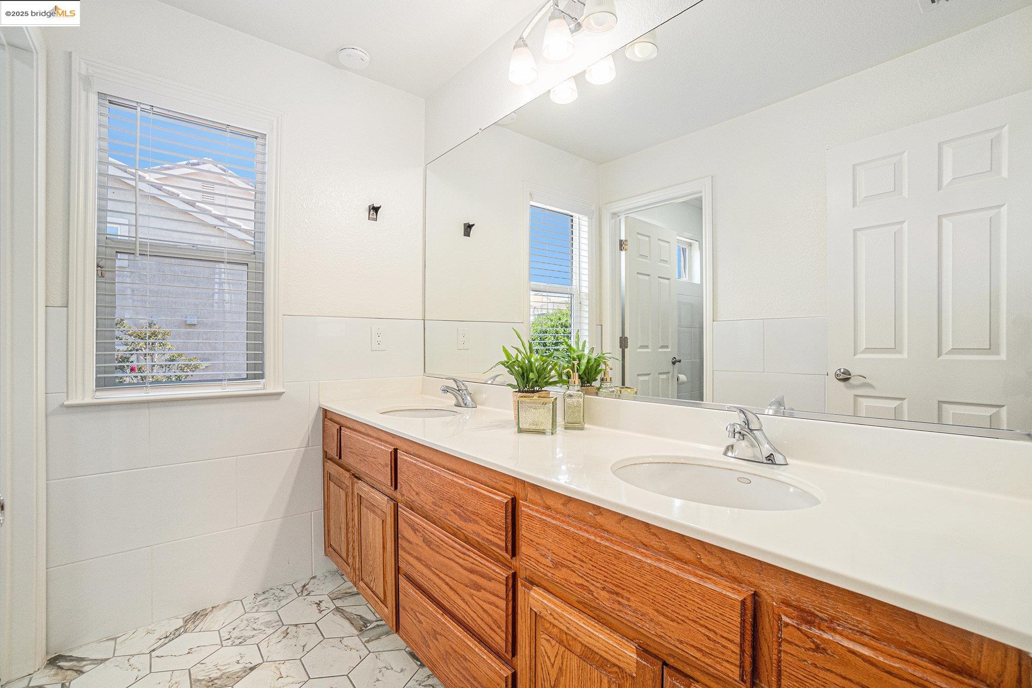 Detail Gallery Image 39 of 54 For 5235 Ramsdell Ct, Antioch,  CA 94531 - 6 Beds | 3 Baths