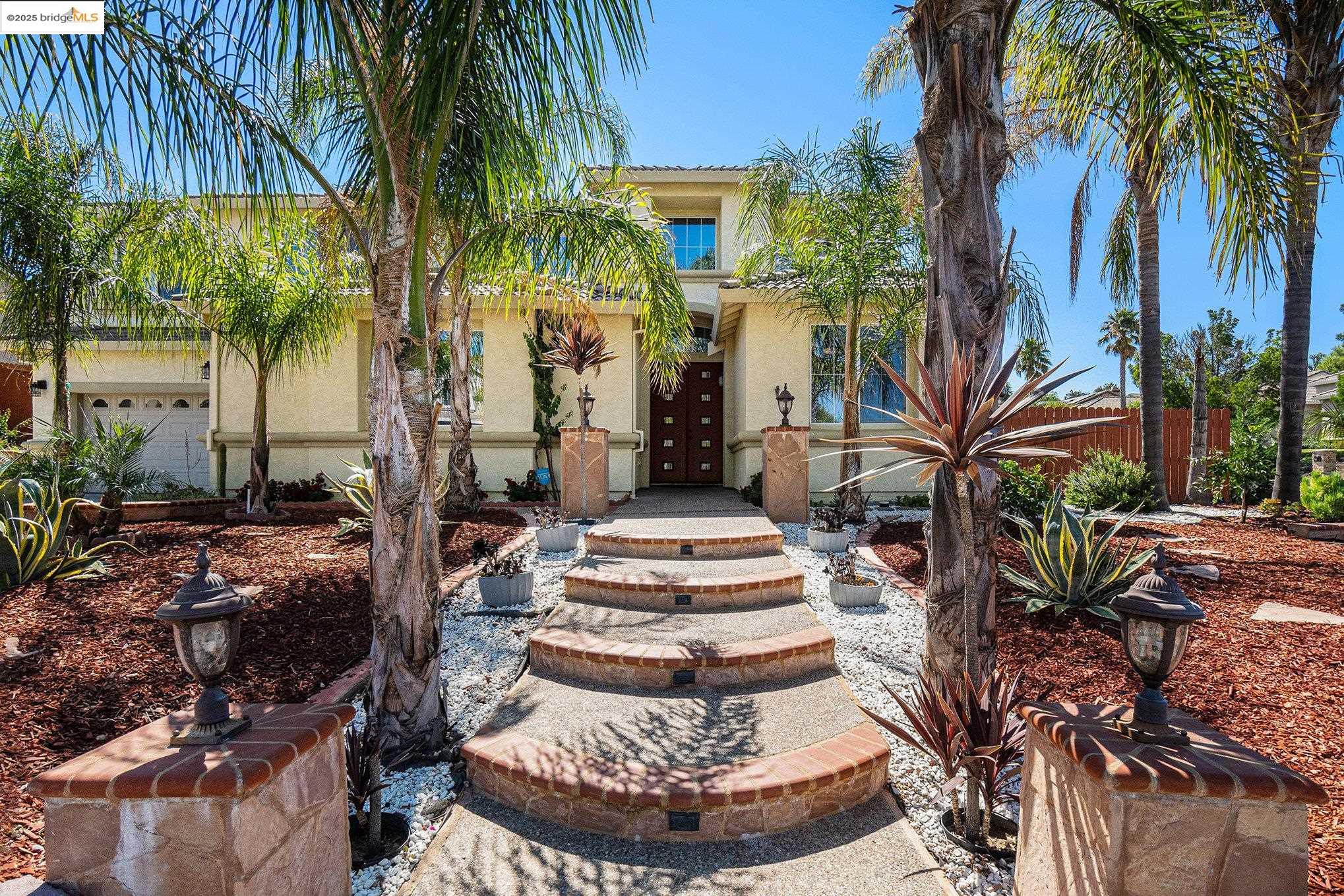 Detail Gallery Image 5 of 60 For 5235 Ramsdell Ct, Antioch,  CA 94531 - 6 Beds | 3 Baths