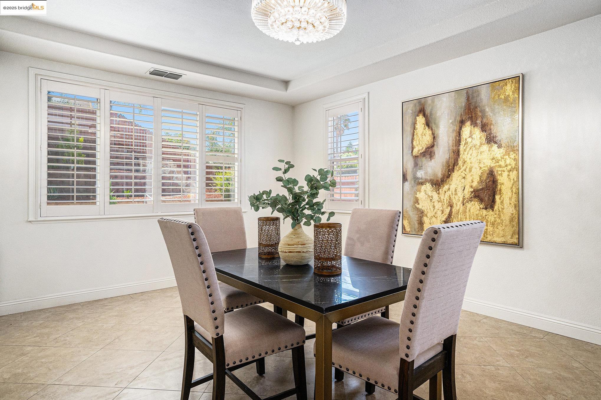 Detail Gallery Image 9 of 54 For 5235 Ramsdell Ct, Antioch,  CA 94531 - 6 Beds | 3 Baths