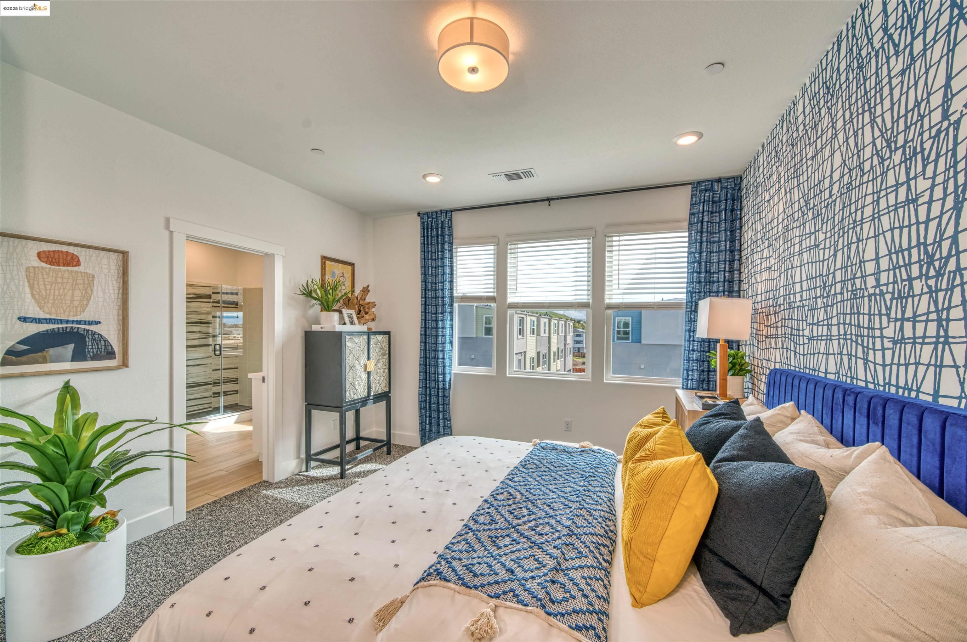 Detail Gallery Image 15 of 22 For 28973 Parkwood Lane #94,  Hayward,  CA 94544 - 3 Beds | 3 Baths