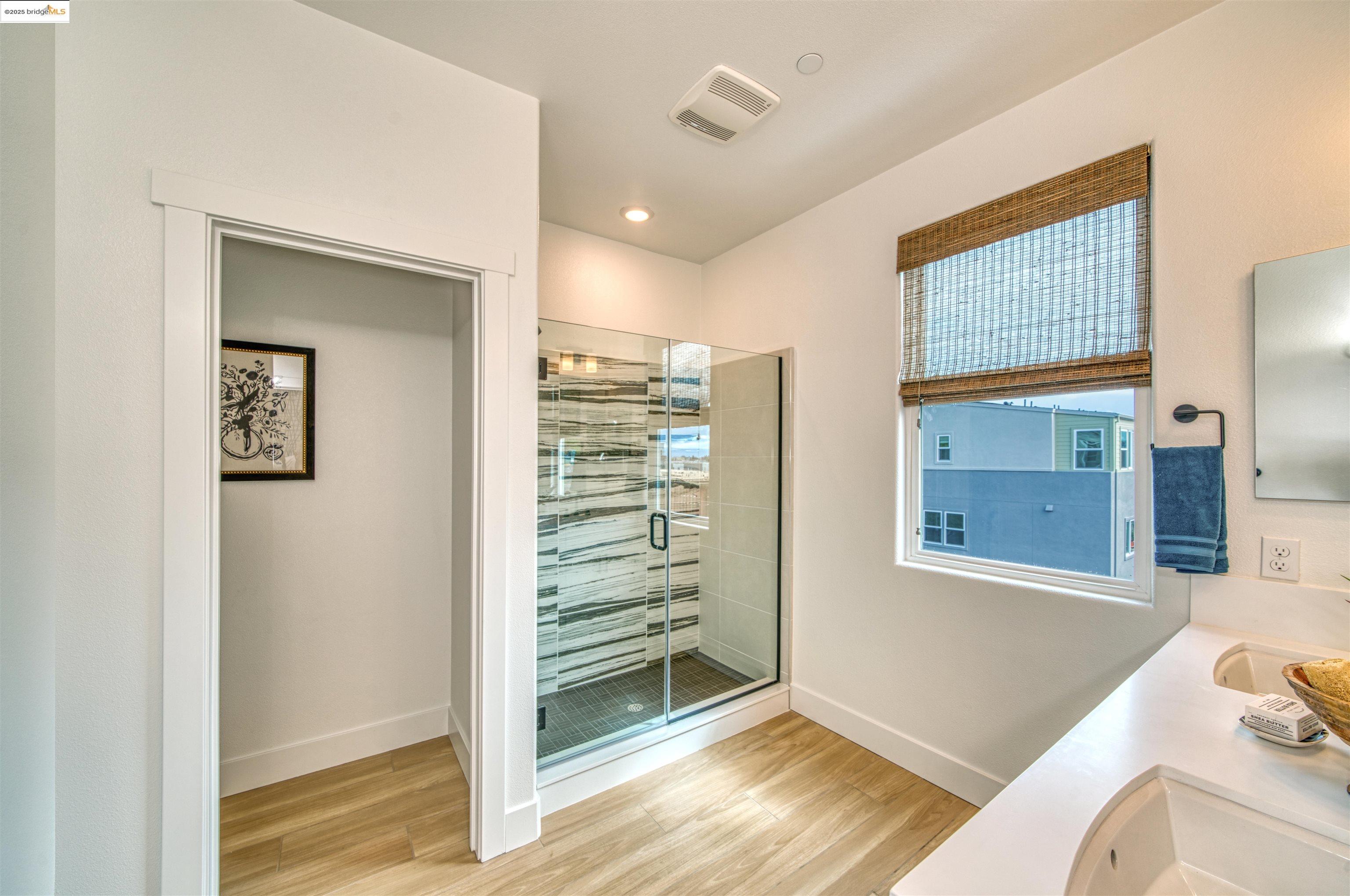 Detail Gallery Image 19 of 22 For 28973 Parkwood Lane #94,  Hayward,  CA 94544 - 3 Beds | 3 Baths