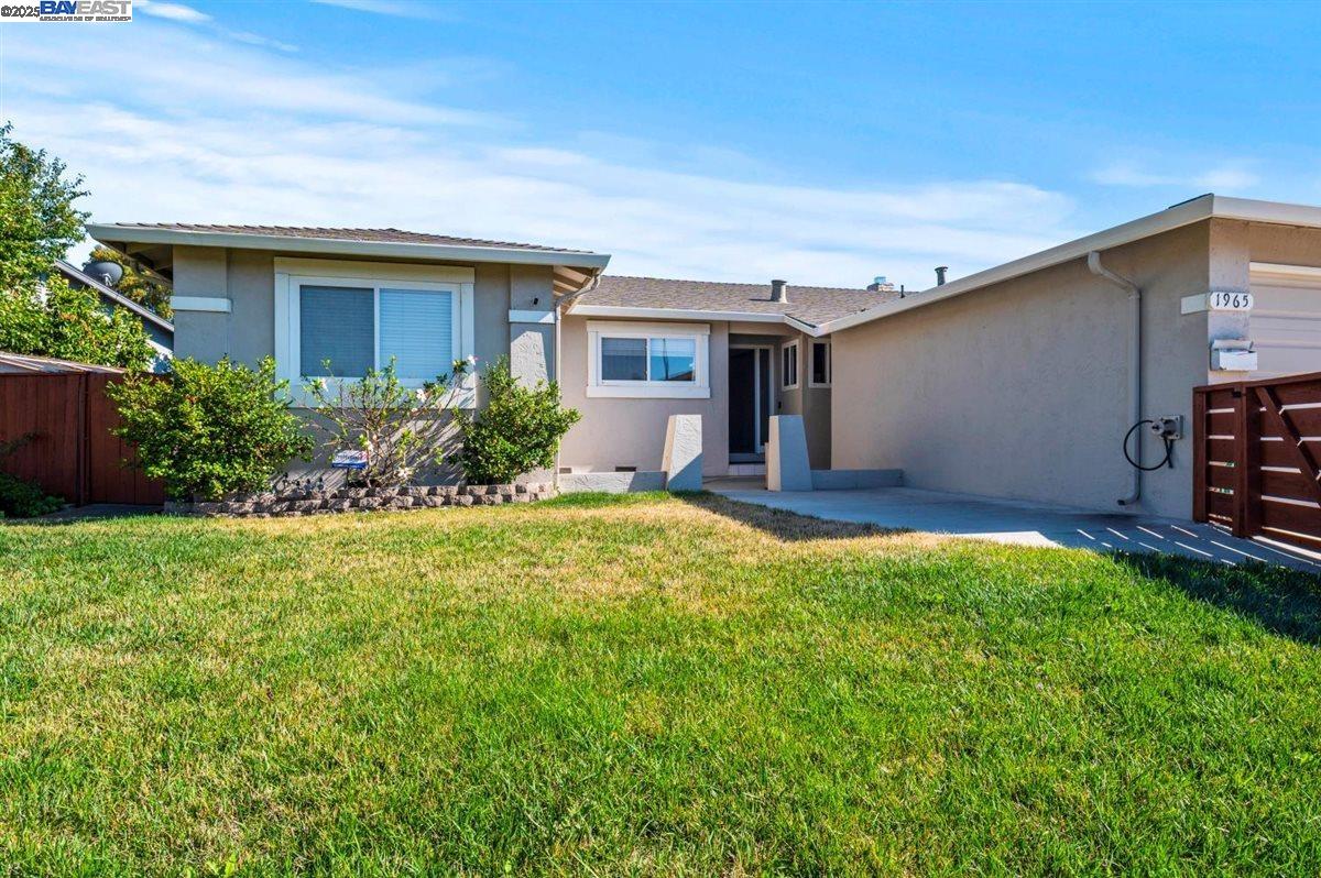 Detail Gallery Image 1 of 29 For 1965 Camargo Dr, San Jose,  CA 95132 - 4 Beds | 2 Baths