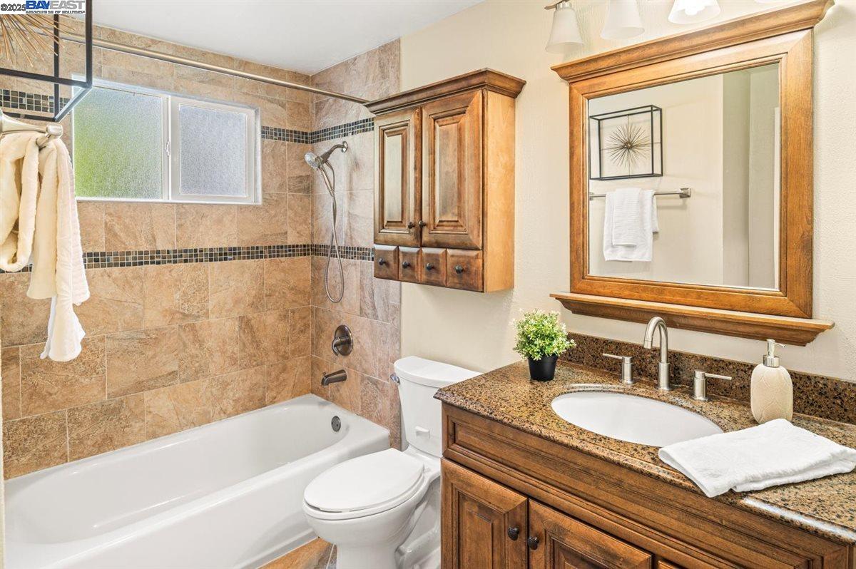 Detail Gallery Image 21 of 29 For 1965 Camargo Dr, San Jose,  CA 95132 - 4 Beds | 2 Baths