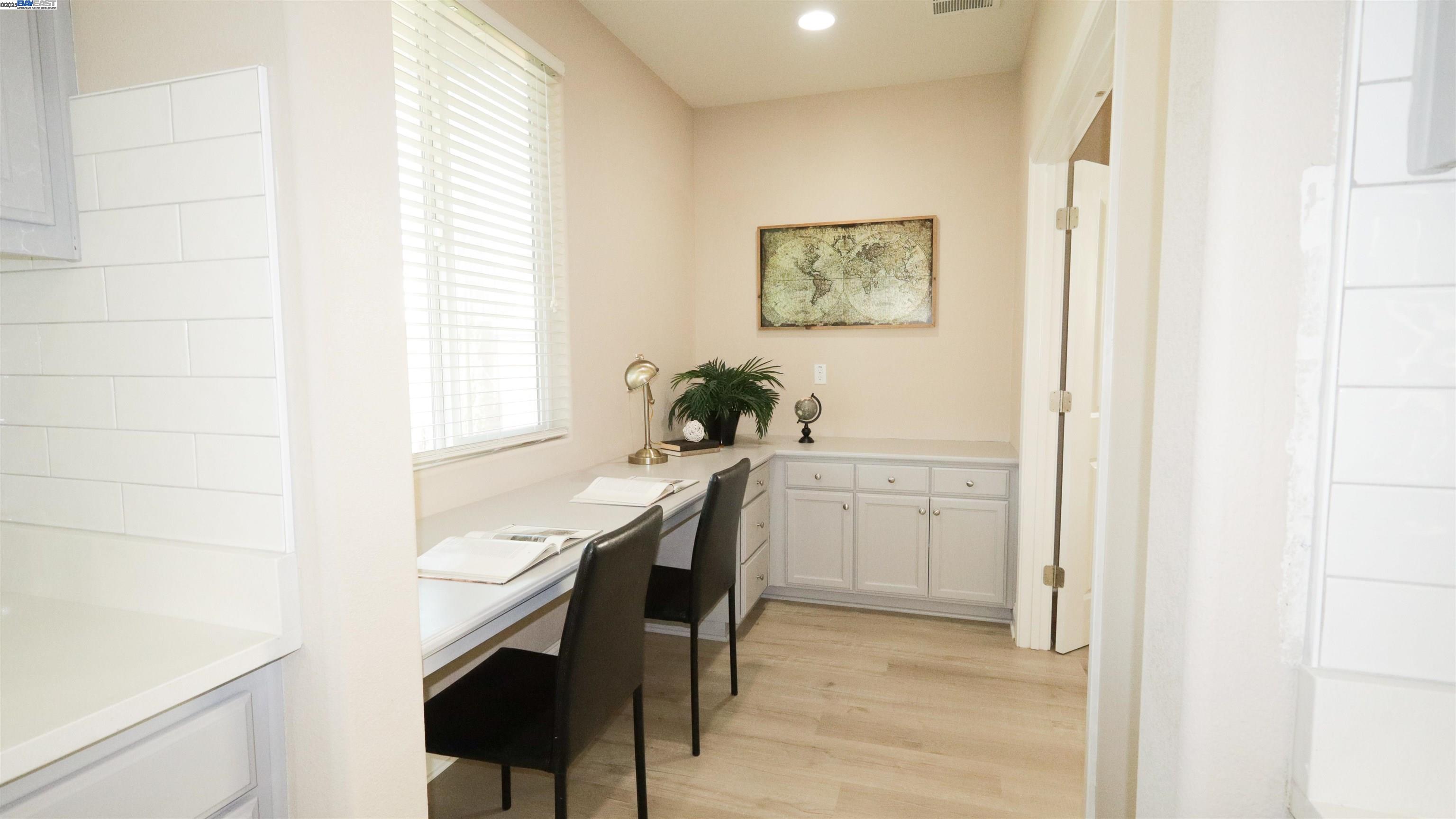 Detail Gallery Image 14 of 39 For 967 Dainty Ave, Brentwood,  CA 94513 - 6 Beds | 4 Baths