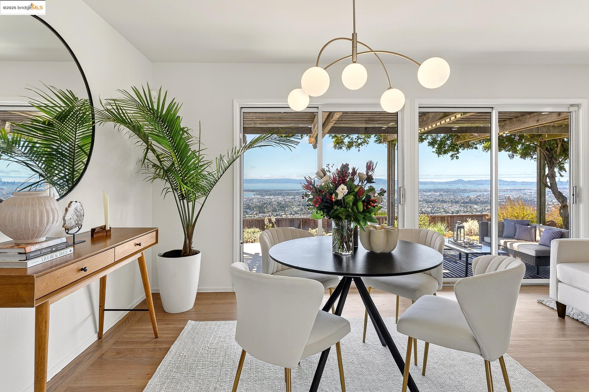 Detail Gallery Image 17 of 54 For 51 Rishell Dr, Oakland,  CA 94619 - 3 Beds | 2 Baths