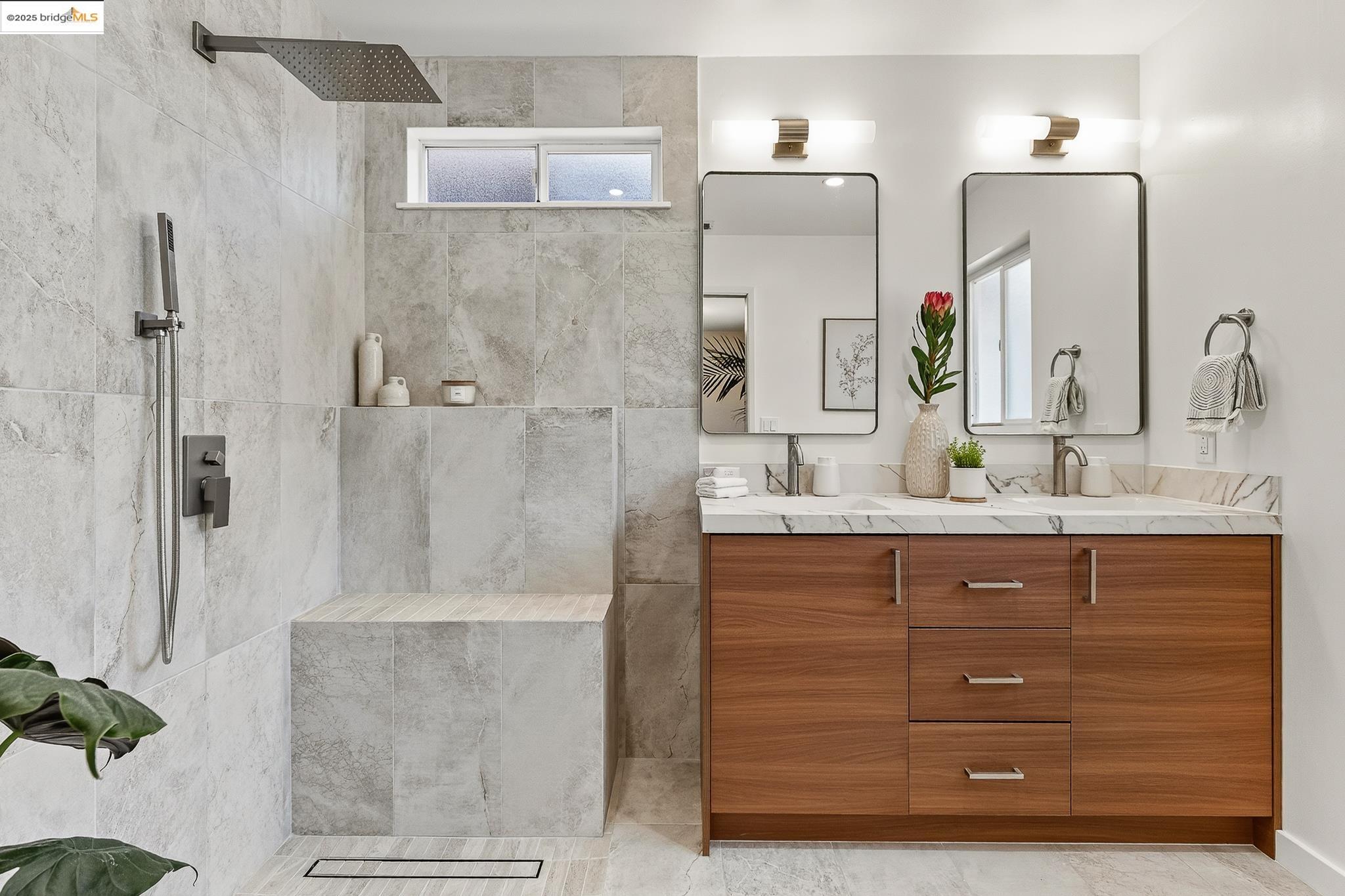 Detail Gallery Image 28 of 54 For 51 Rishell Dr, Oakland,  CA 94619 - 3 Beds | 2 Baths