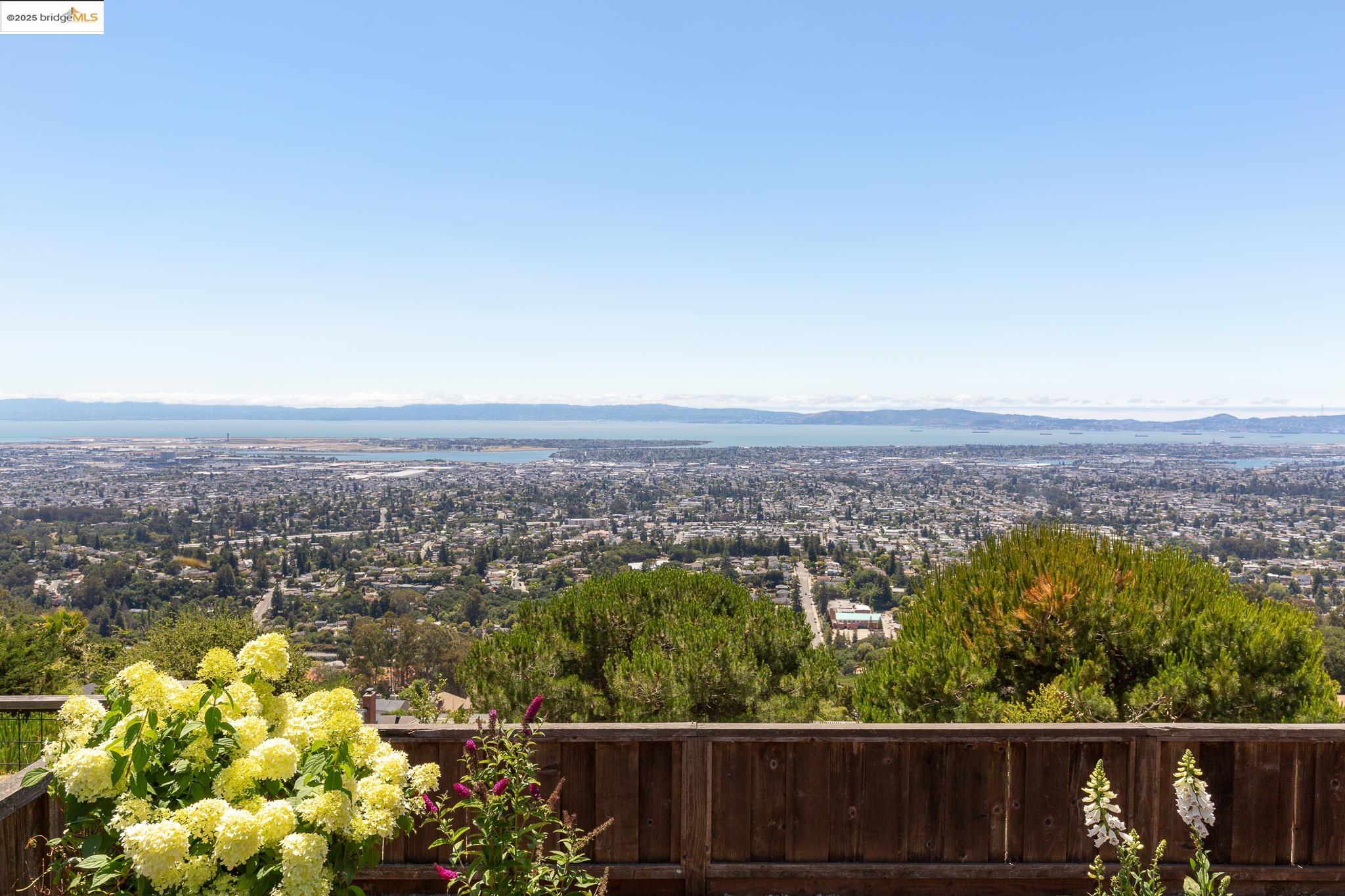 Detail Gallery Image 38 of 54 For 51 Rishell Dr, Oakland,  CA 94619 - 3 Beds | 2 Baths