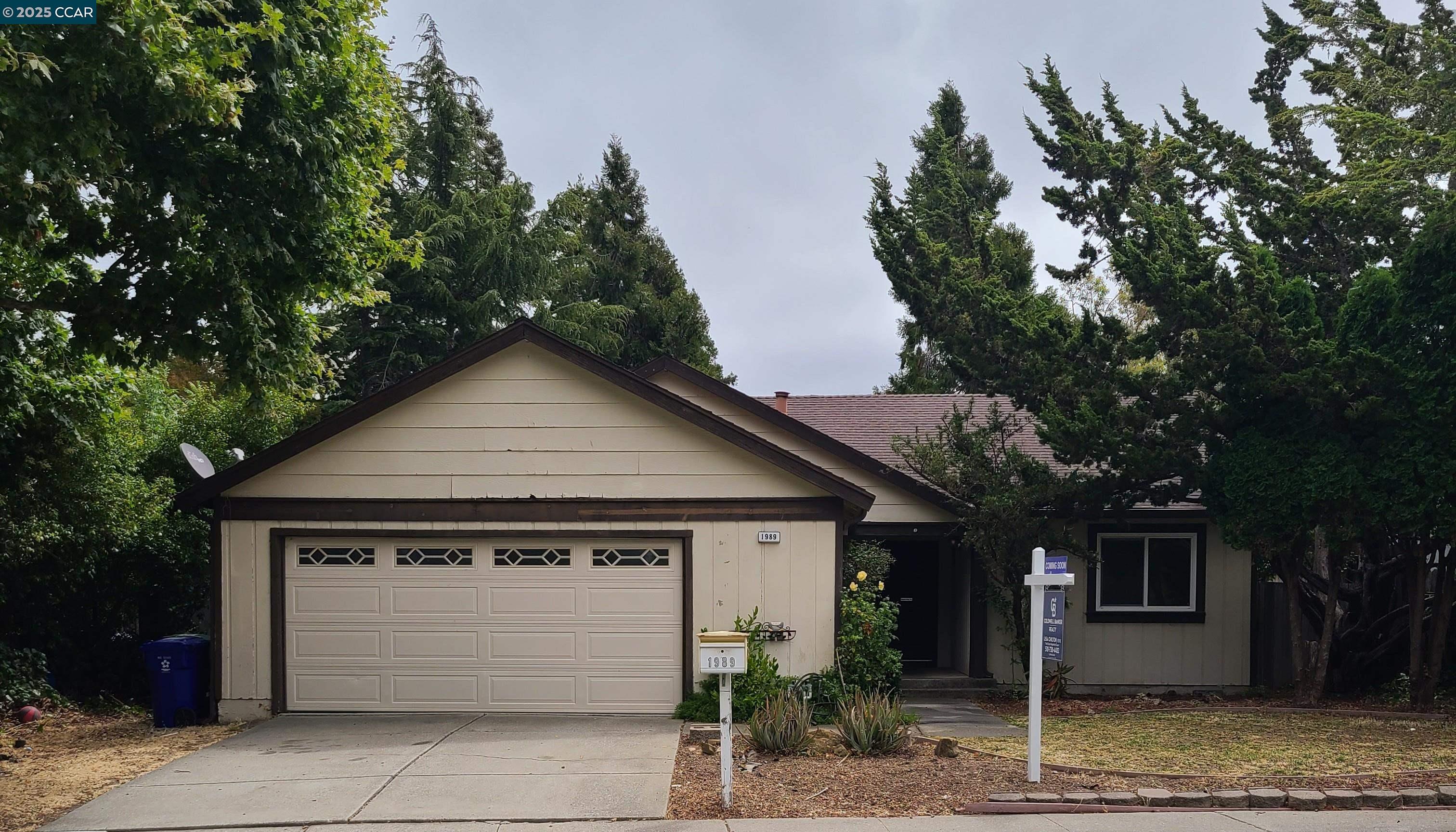 Detail Gallery Image 1 of 1 For 1989 Shea Dr, Pinole,  CA 94564 - 4 Beds | 2 Baths
