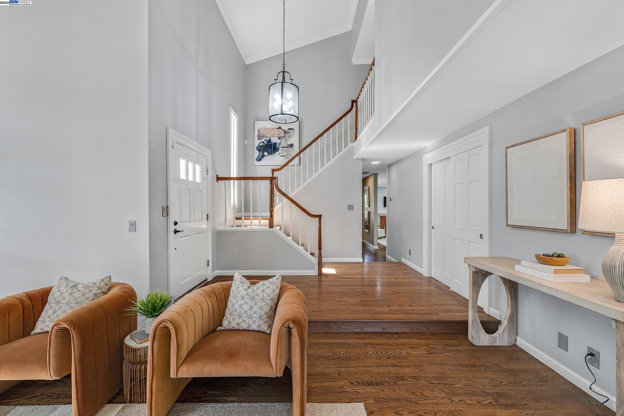 Detail Gallery Image 3 of 42 For 519 Ellesmere Dr, Walnut Creek,  CA 94598 - 5 Beds | 3 Baths