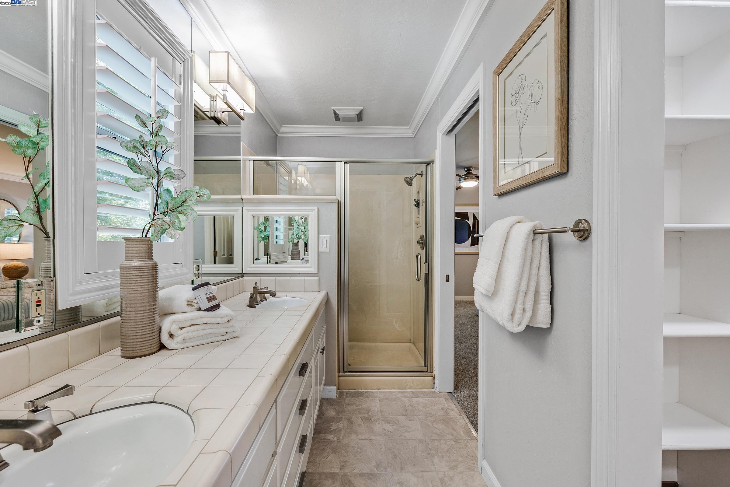 Detail Gallery Image 21 of 42 For 519 Ellesmere Dr, Walnut Creek,  CA 94598 - 5 Beds | 3 Baths
